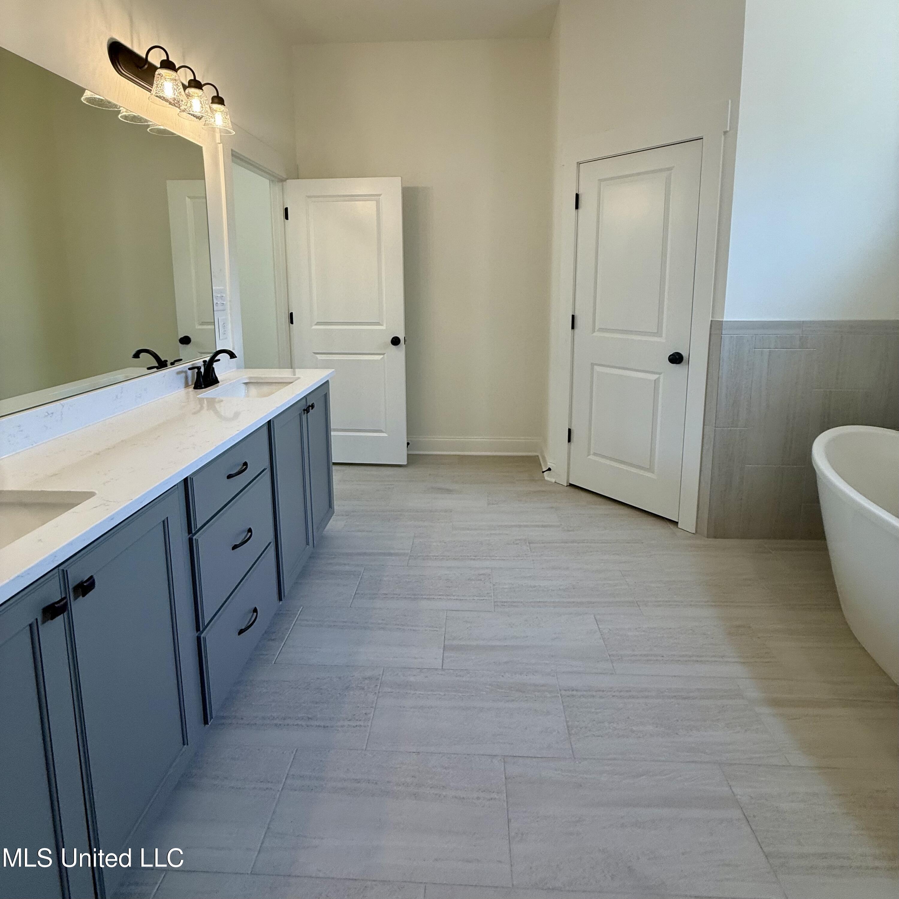 970 Coahoma Court Property Photo 28