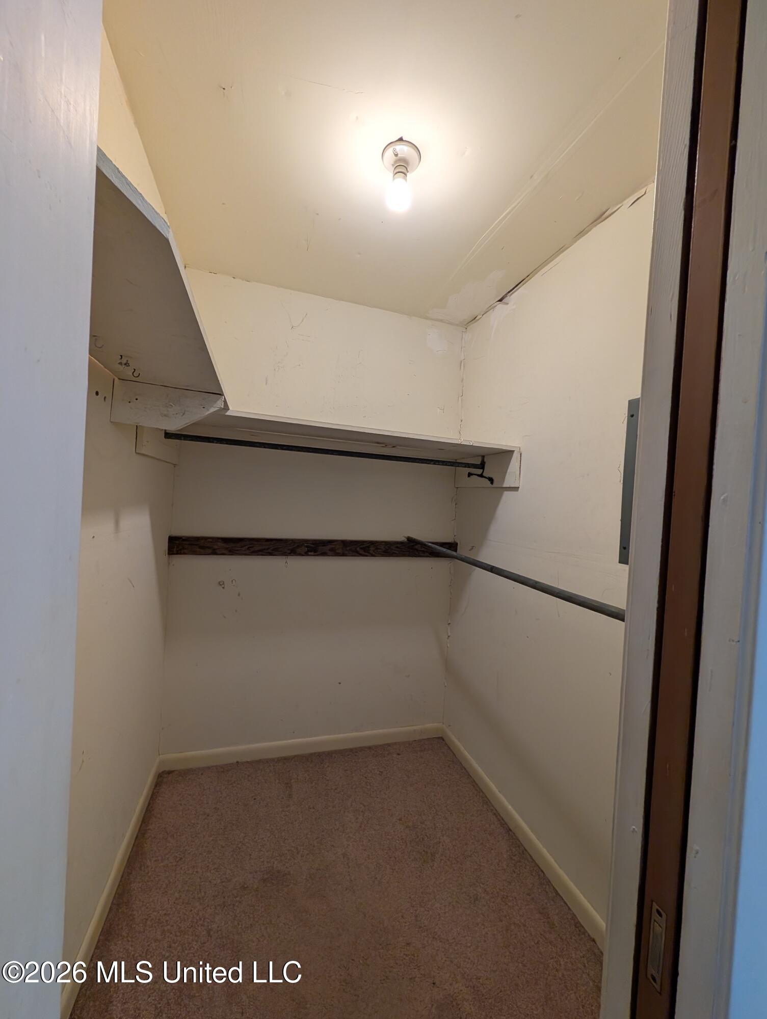 203 Lynwood Drive Property Photo 18
