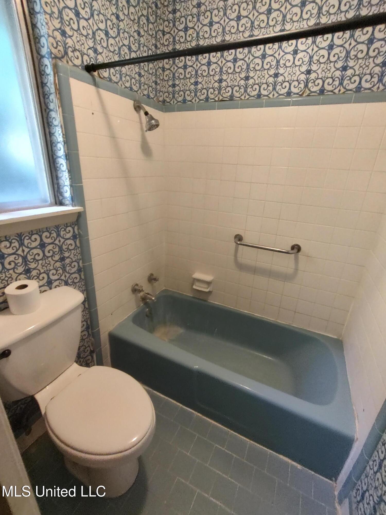 203 Lynwood Drive Property Photo 25