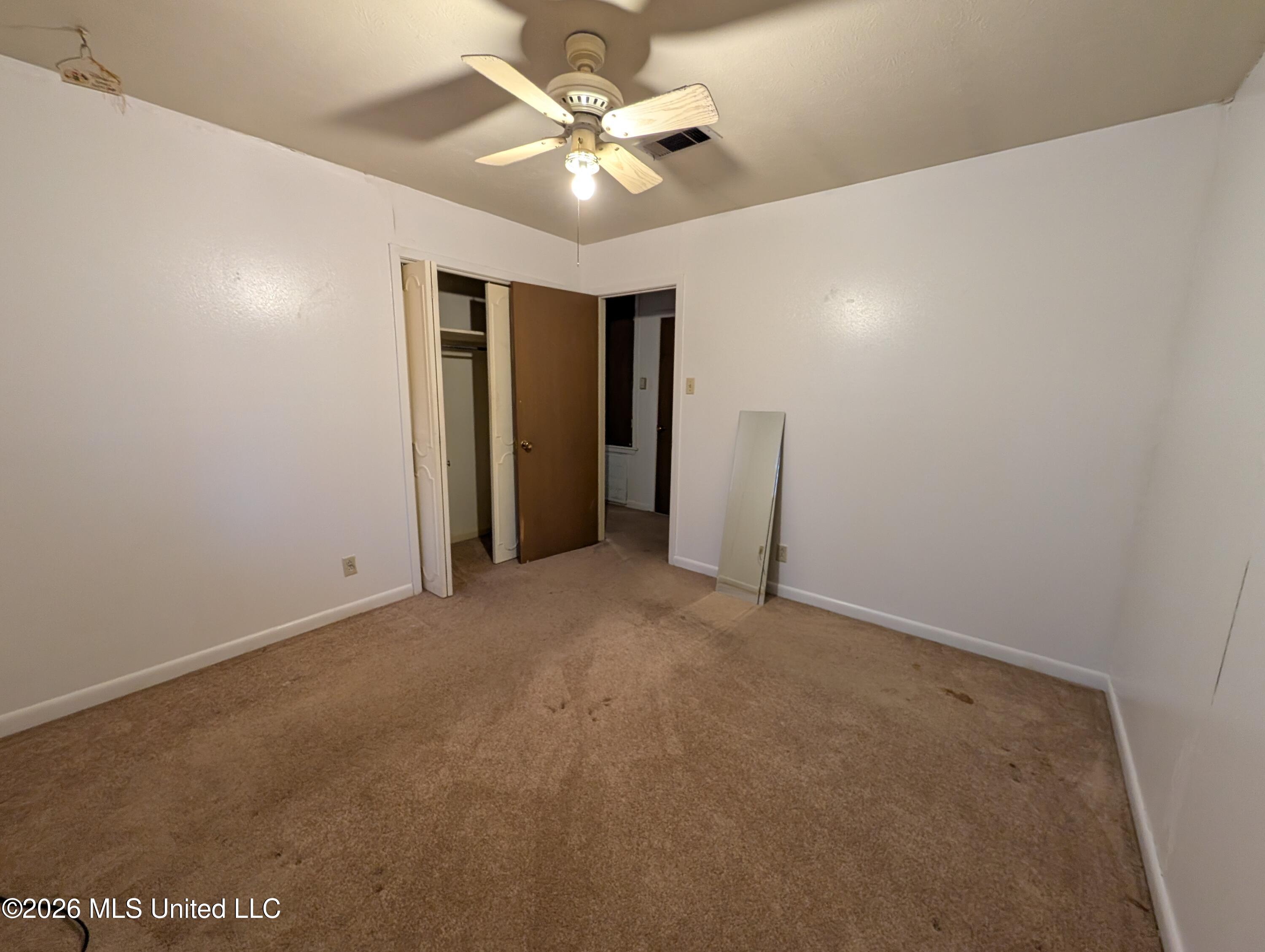203 Lynwood Drive Property Photo 25