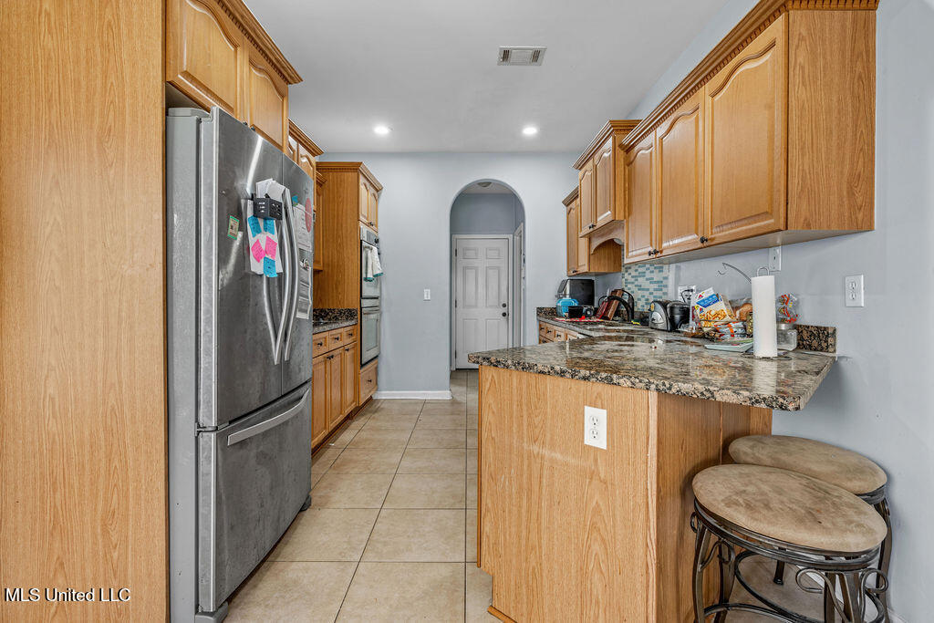 2904 S Cherry Drive Property Photo 9