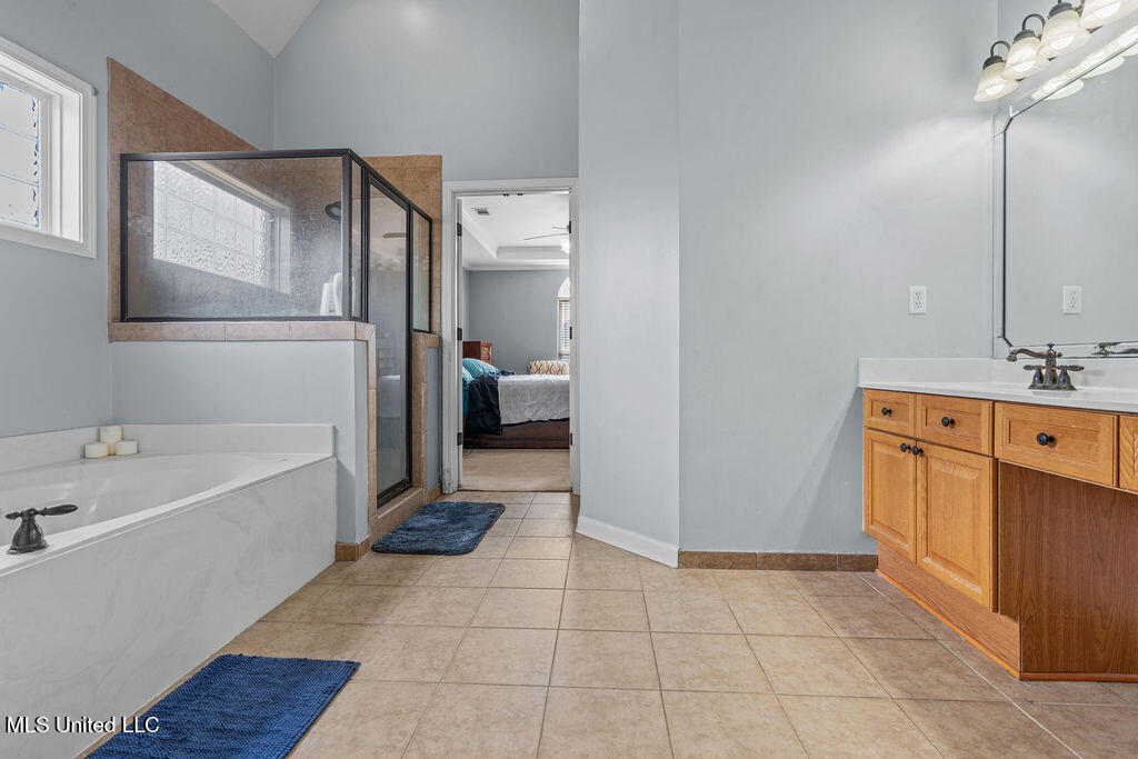 2904 S Cherry Drive Property Photo 15