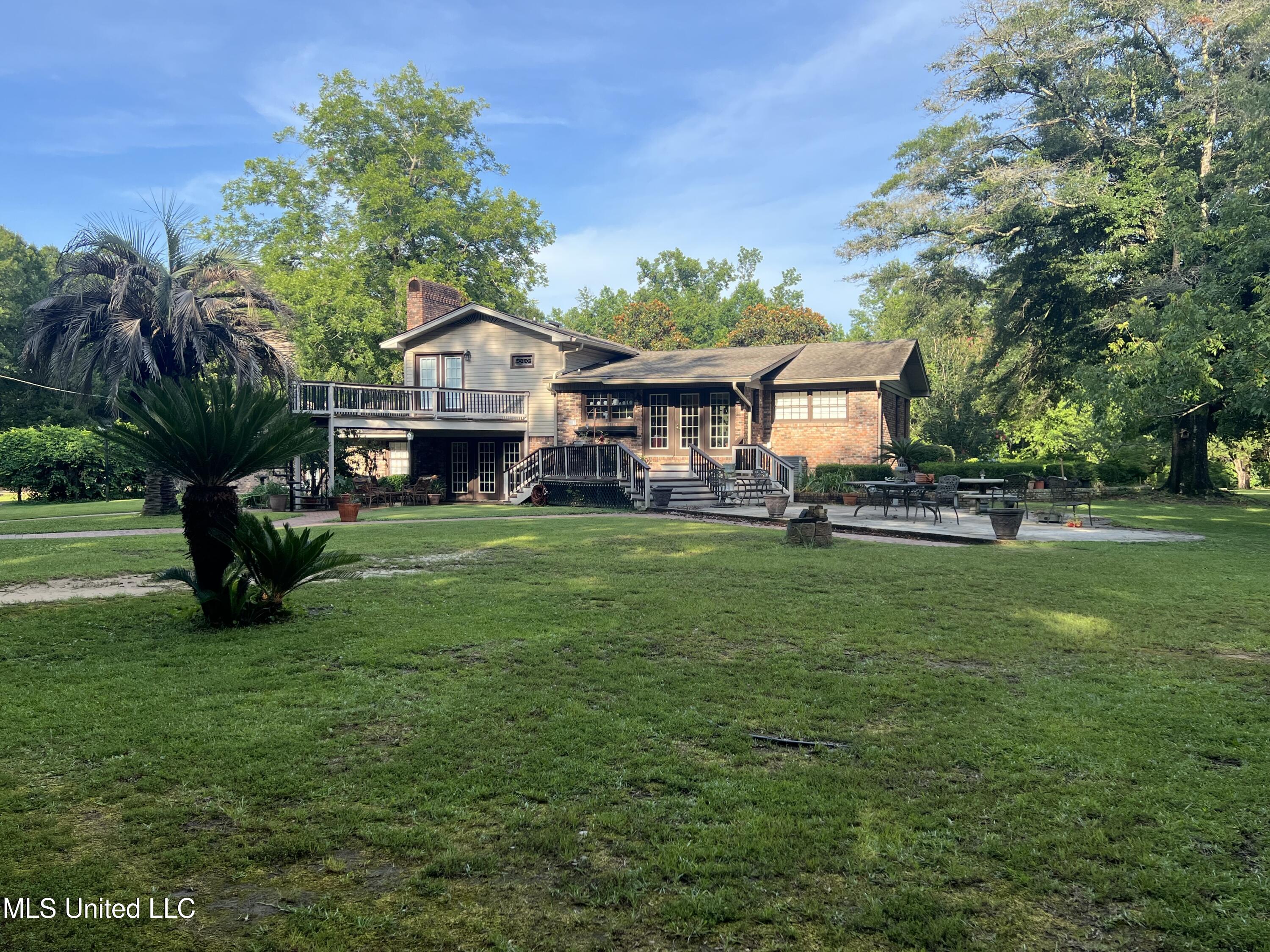 19589 Juniper Drive Property Photo 10