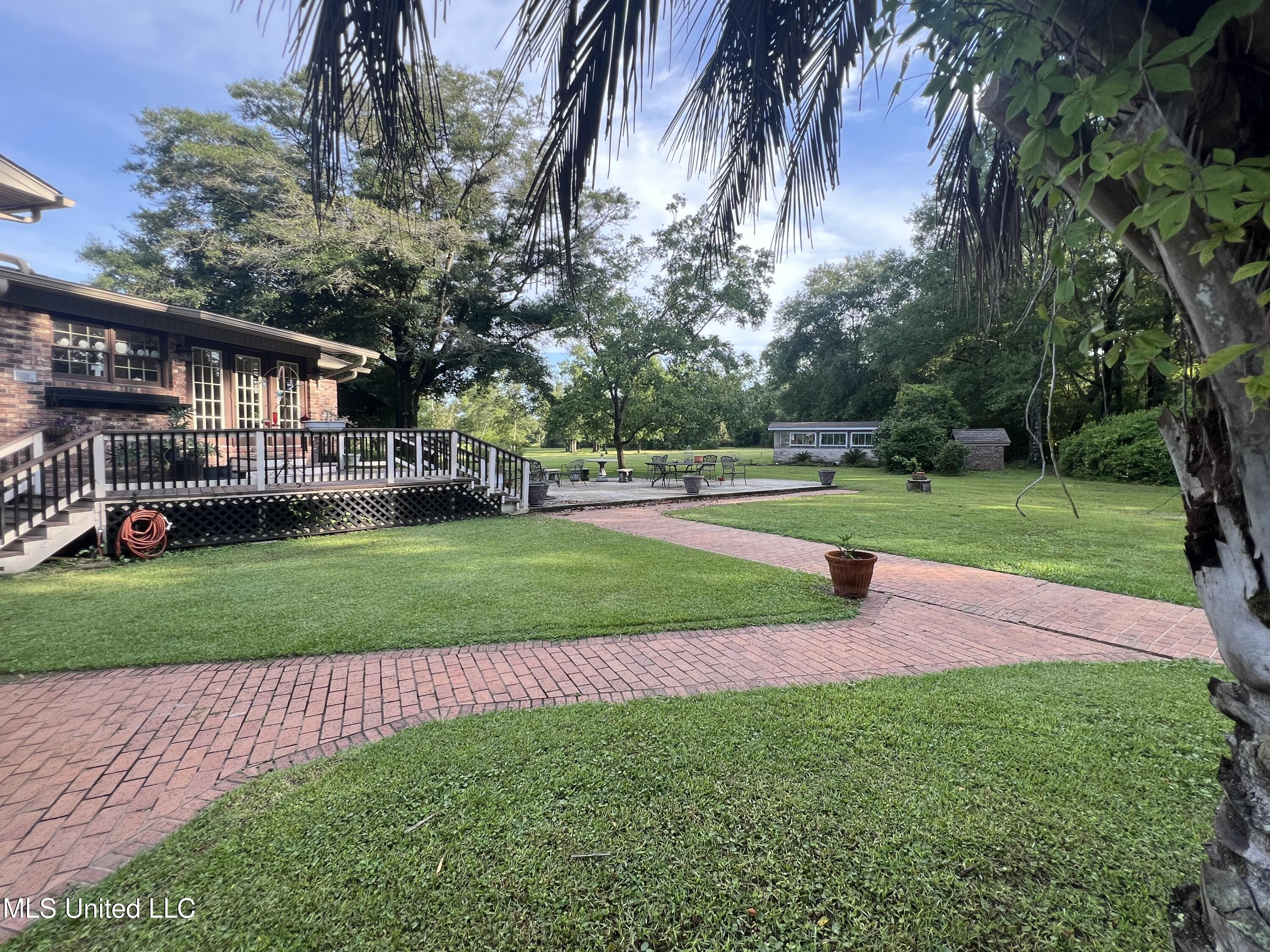 19589 Juniper Drive Property Photo 13