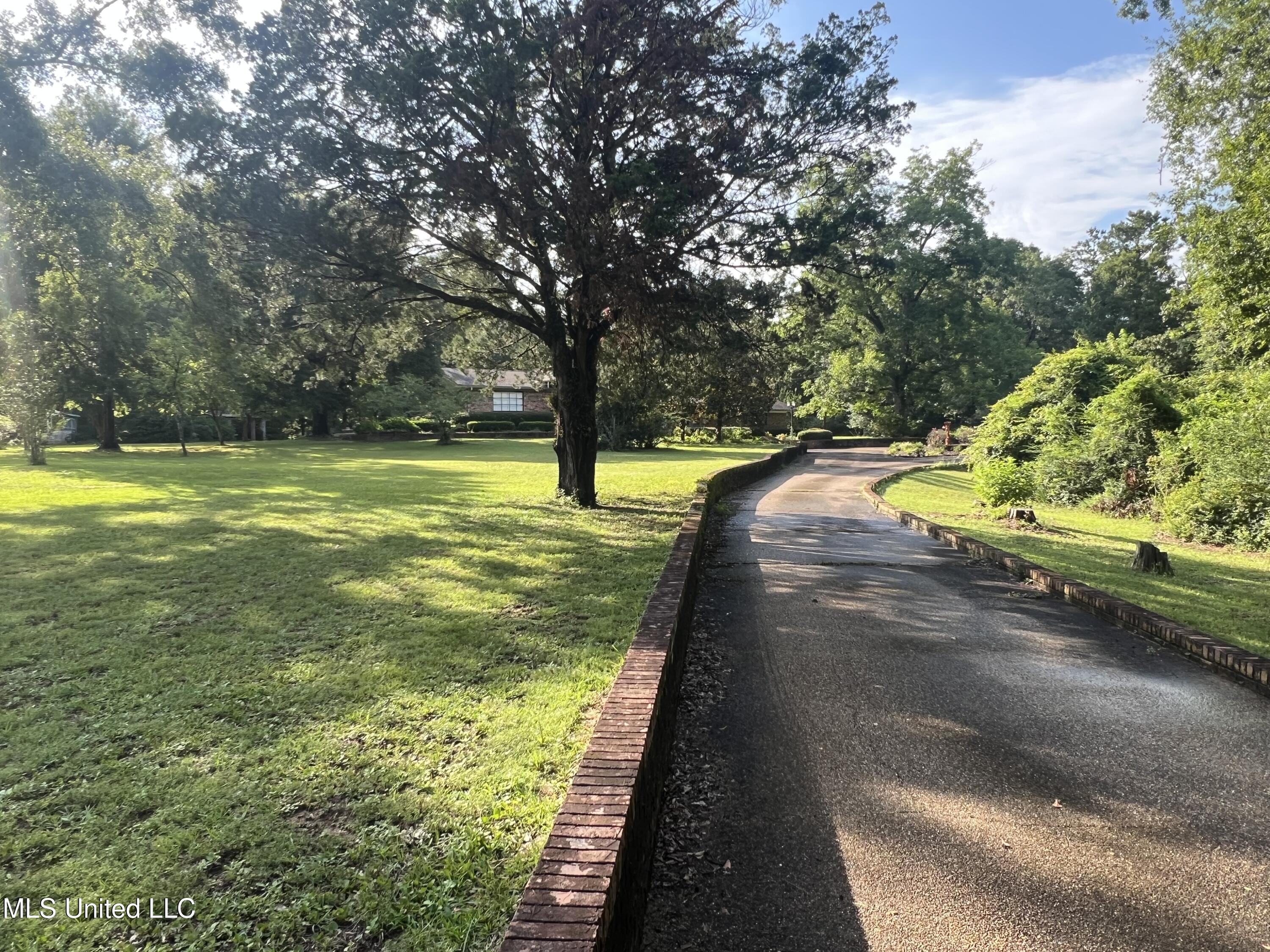 19589 Juniper Drive Property Photo 25