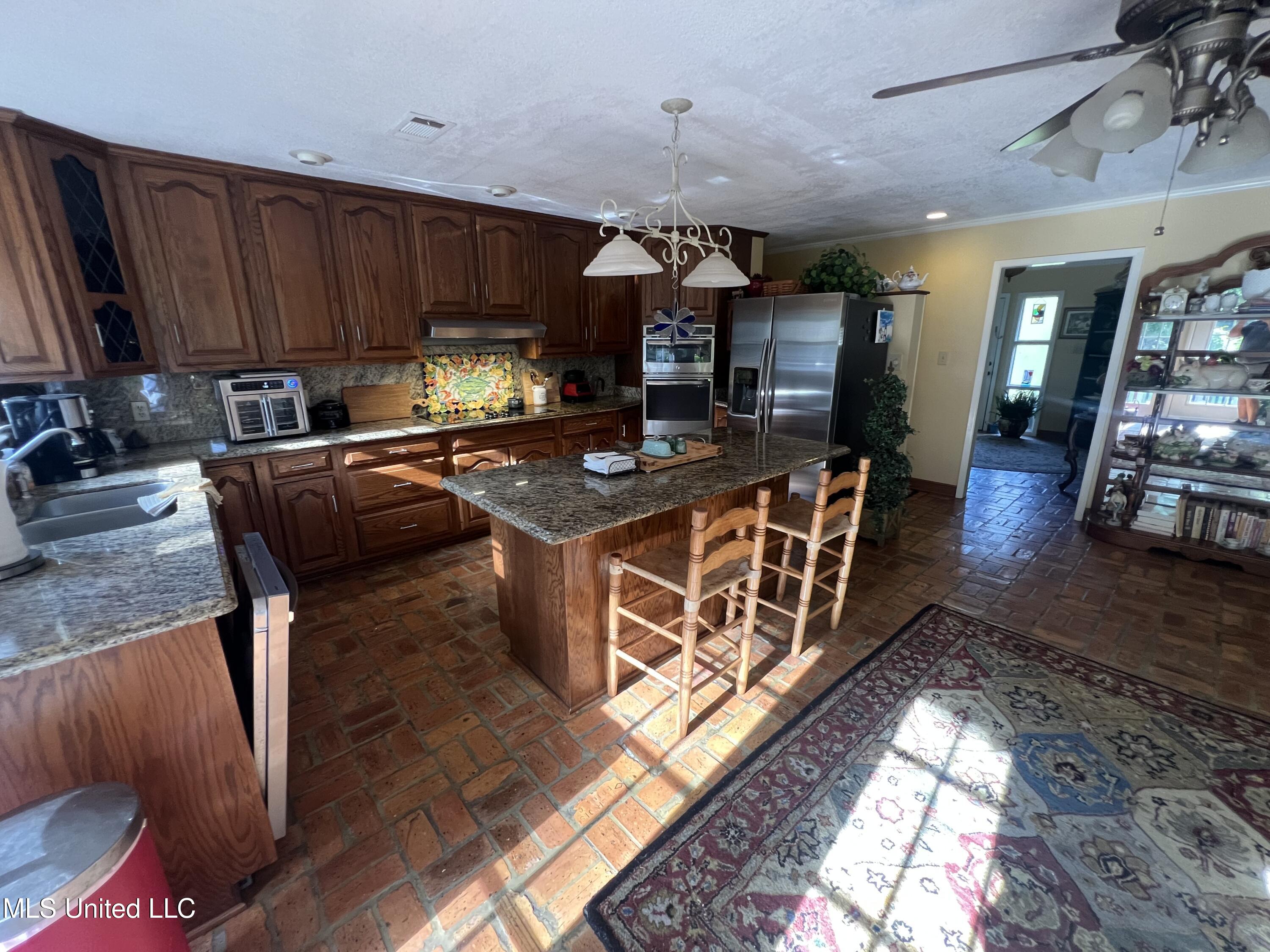 19589 Juniper Drive Property Photo 40