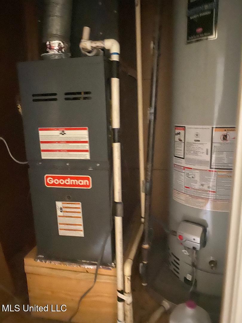 124 N Brighton Drive Property Photo 7