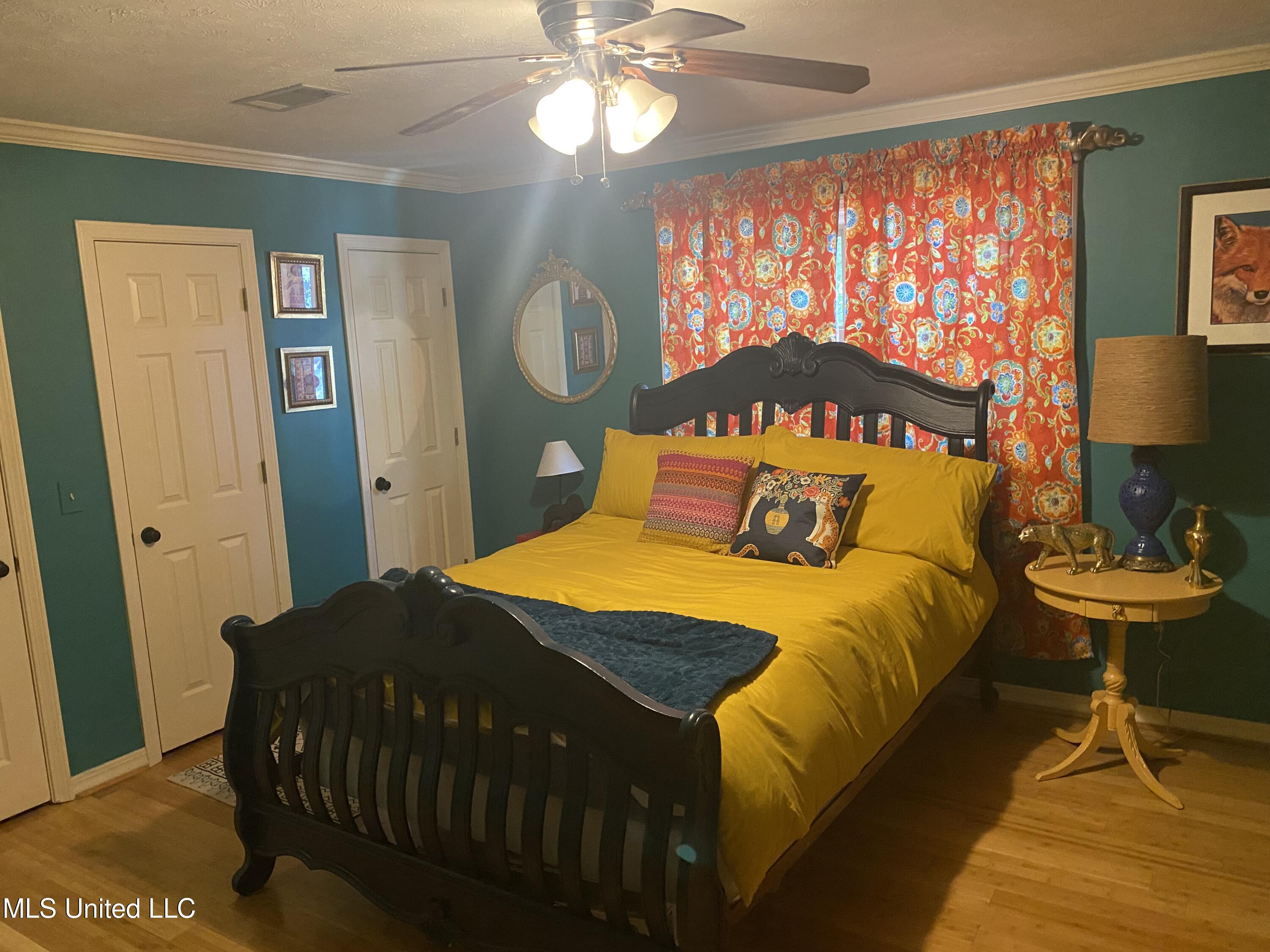 124 N Brighton Drive Property Photo 12