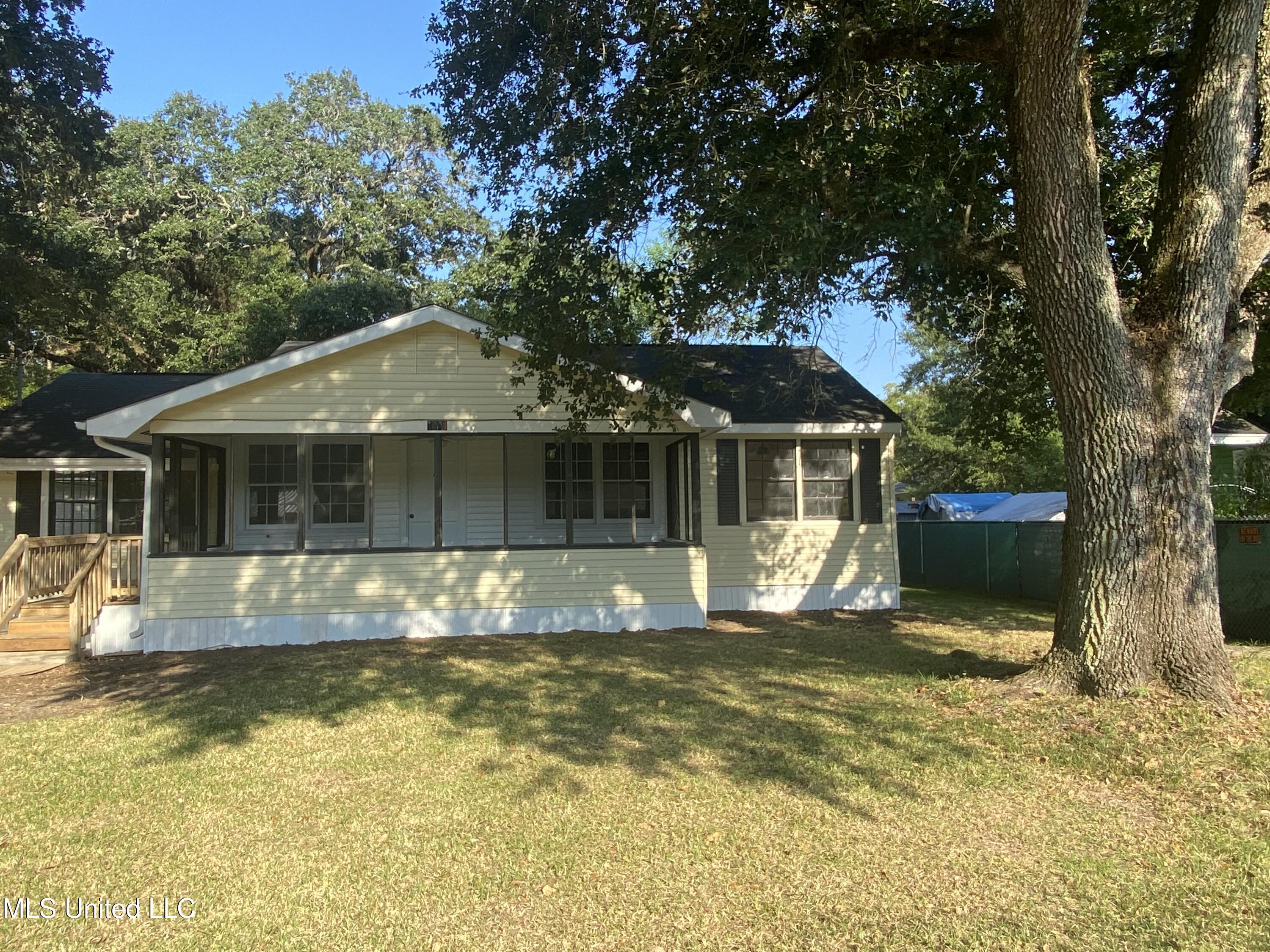 6908 Barnes Road Property Photo 8
