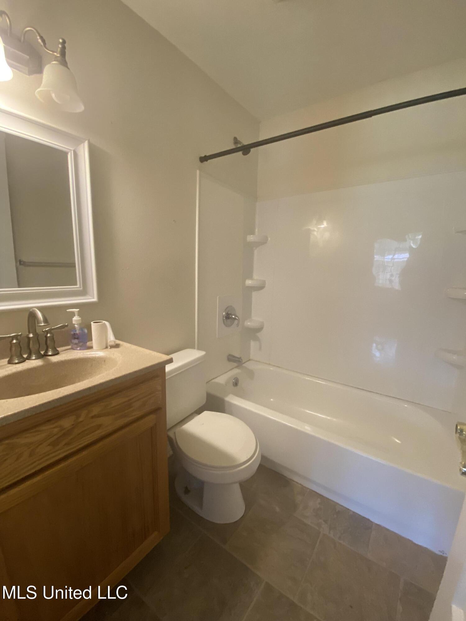 6908 Barnes Road Property Photo 23