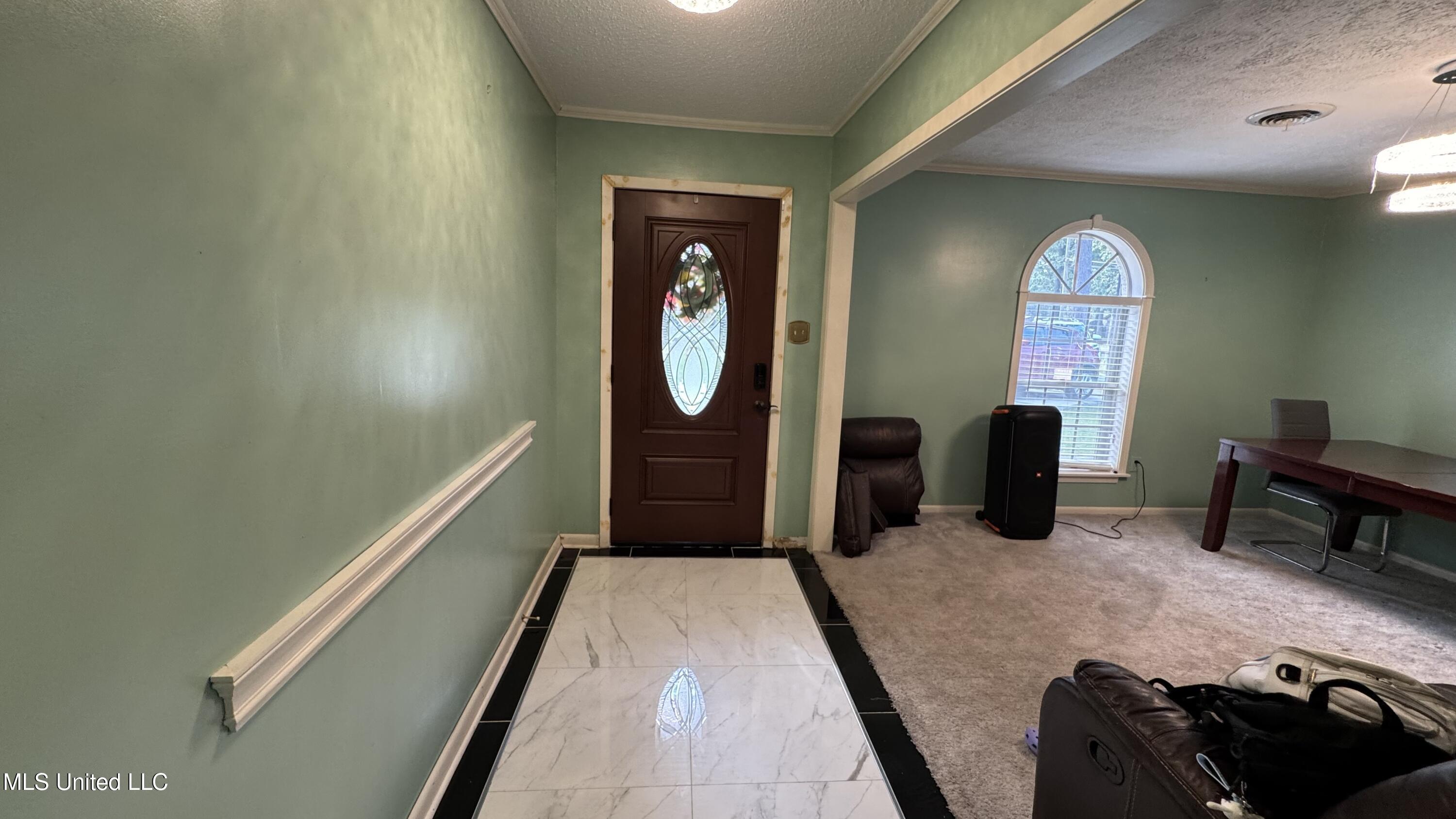 108 Azalea Drive Property Photo 2