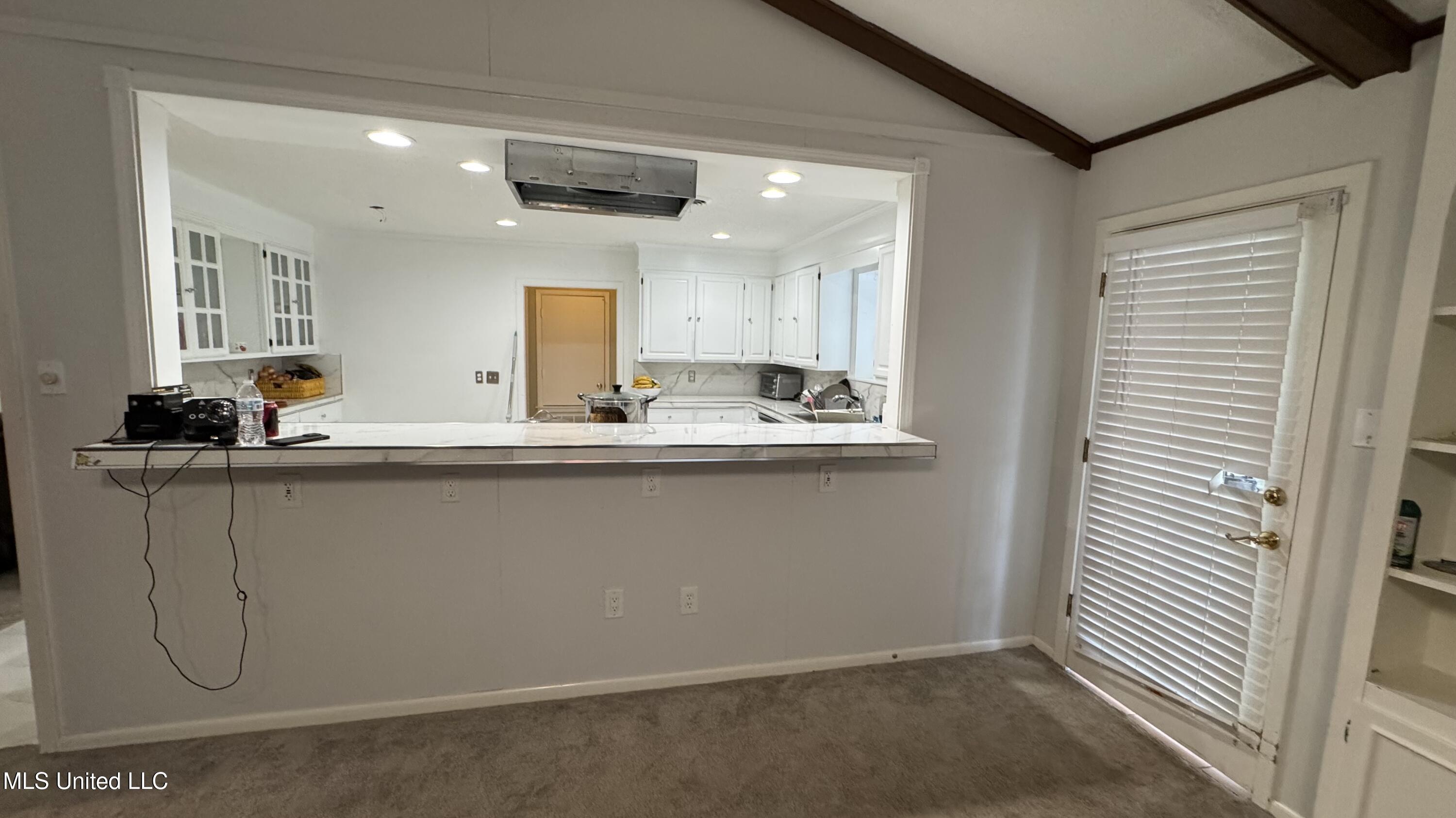 108 Azalea Drive Property Photo 7