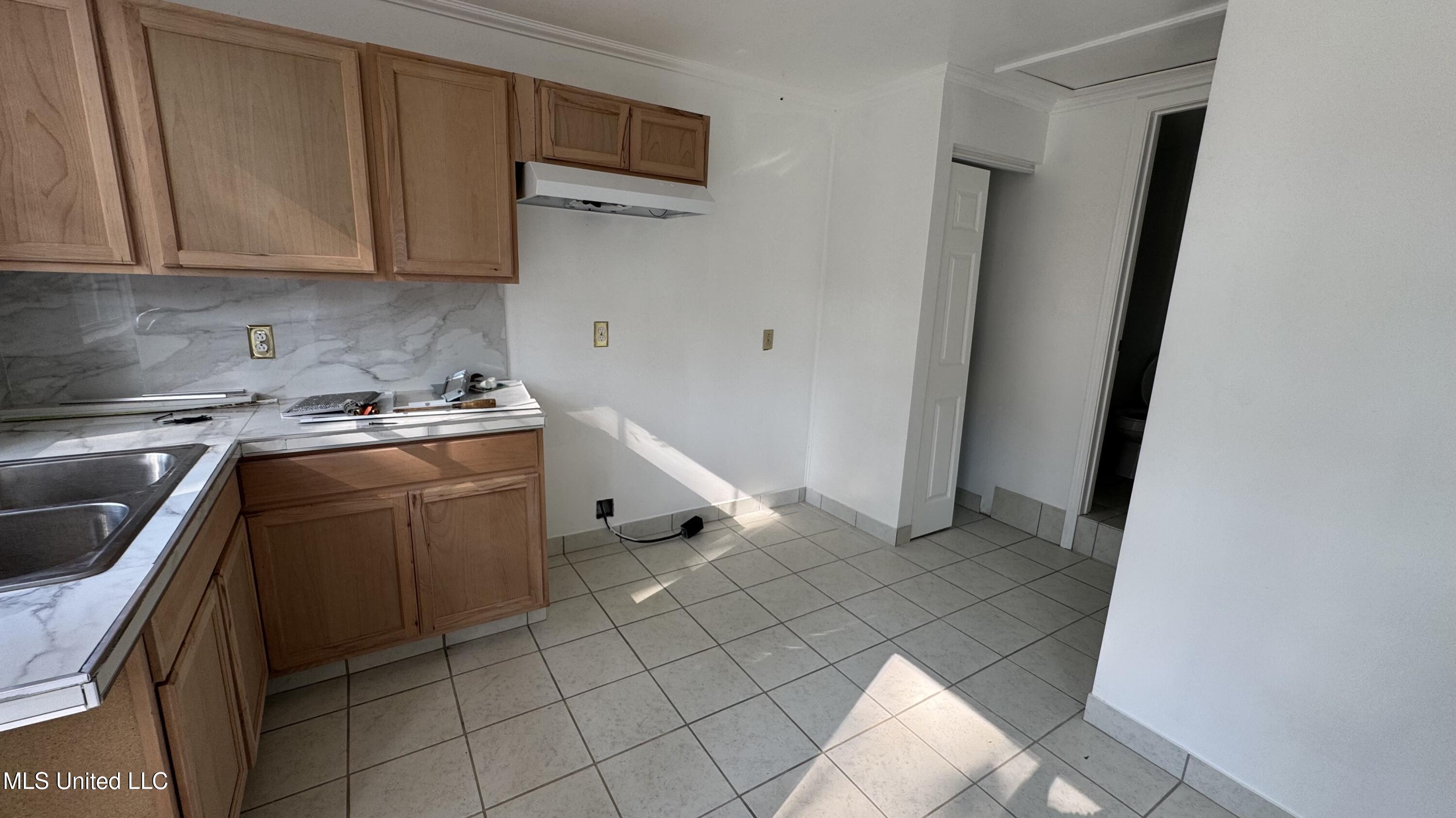 108 Azalea Drive Property Photo 28