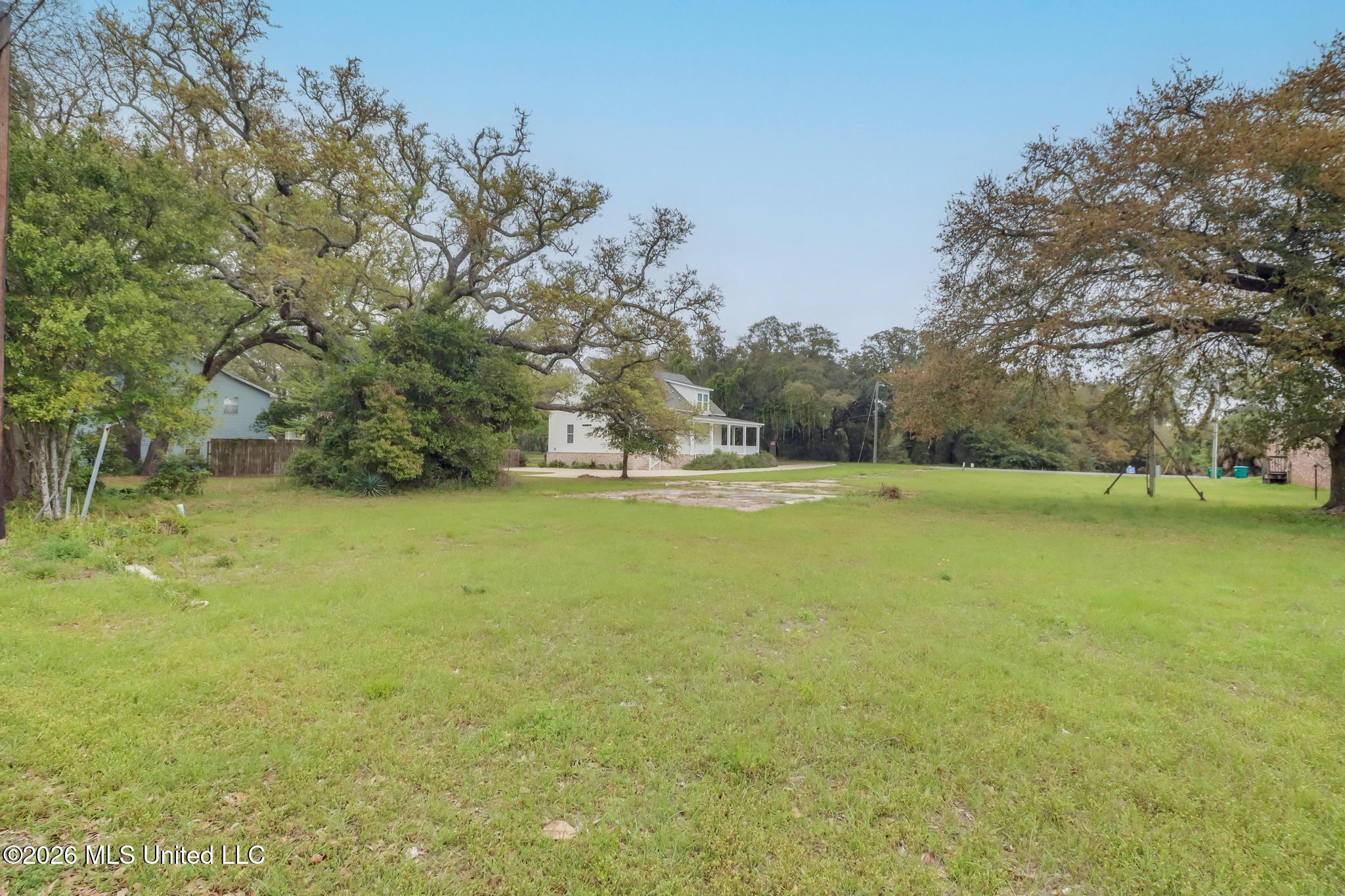 219 Texas Avenue Property Photo 3