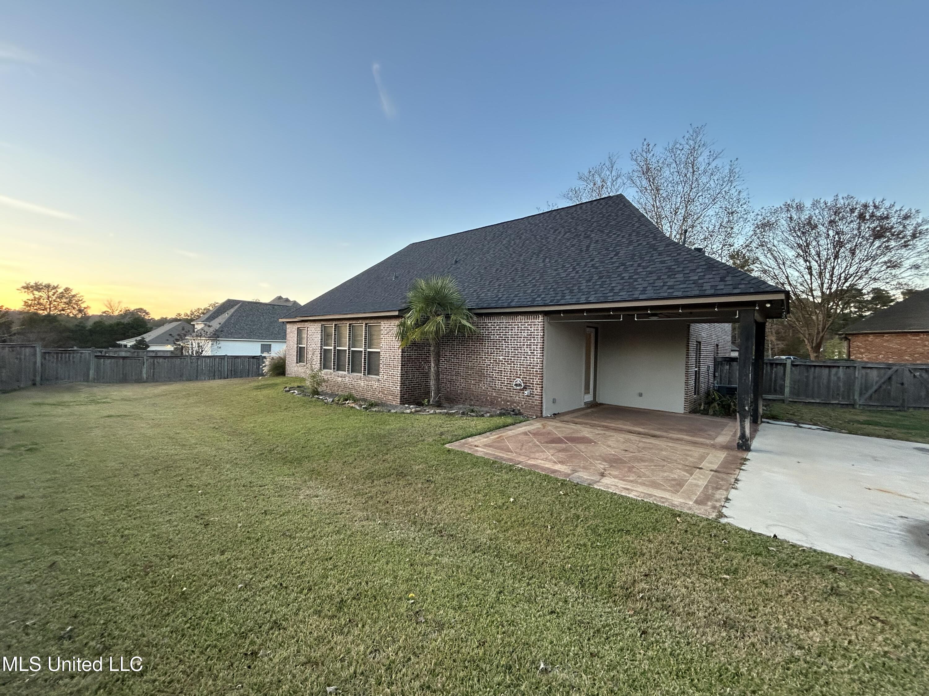 148 W Legacy Drive Property Photo 48