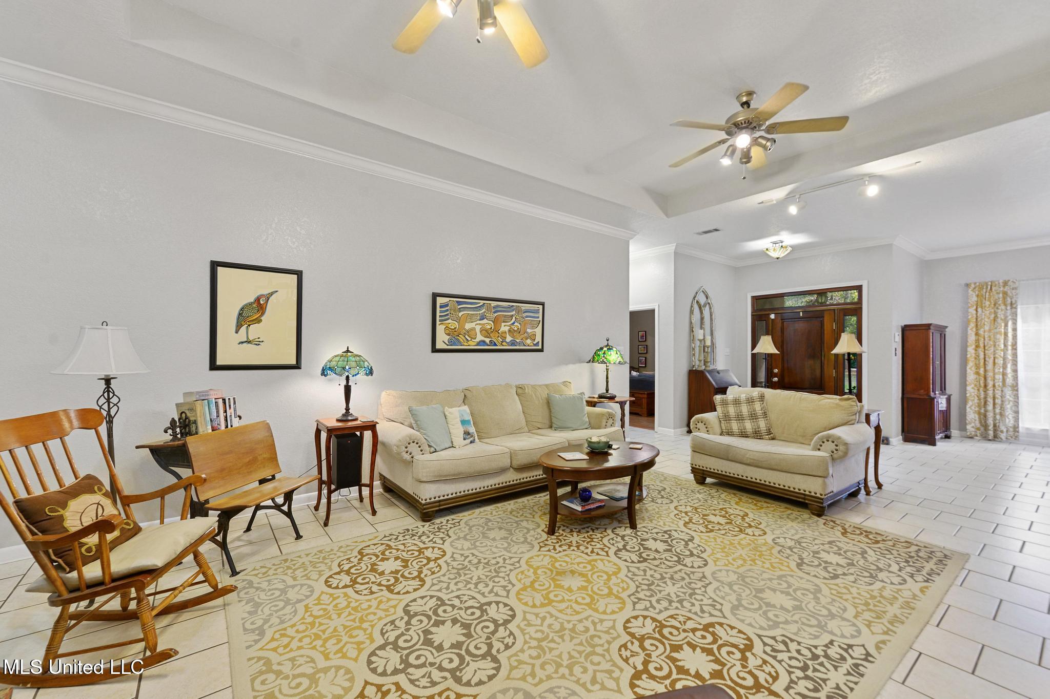 17 Zettel Road Property Photo 9