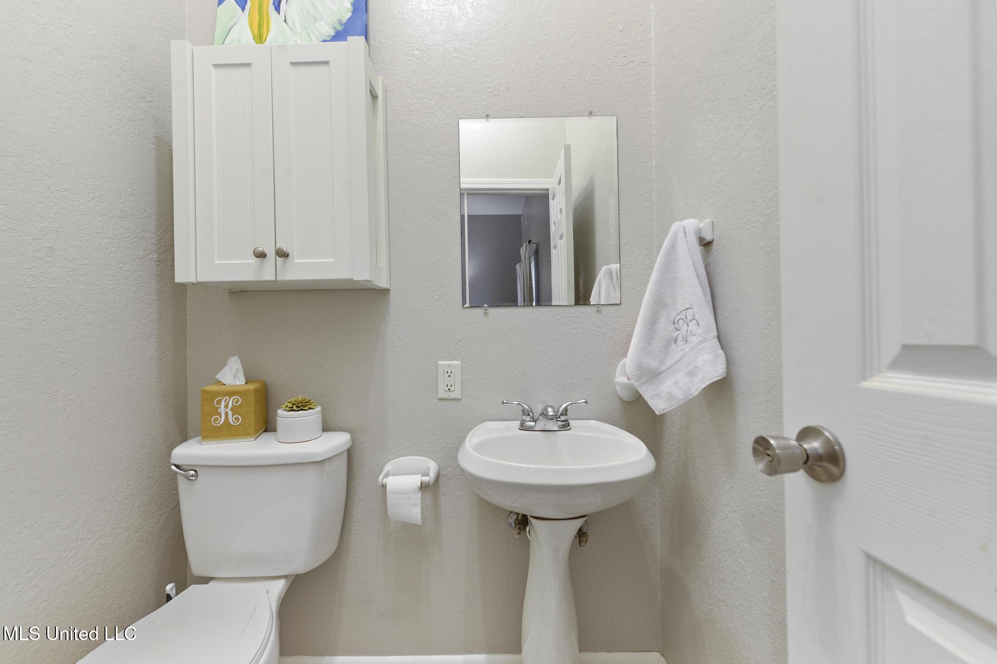 17 Zettel Road Property Photo 25