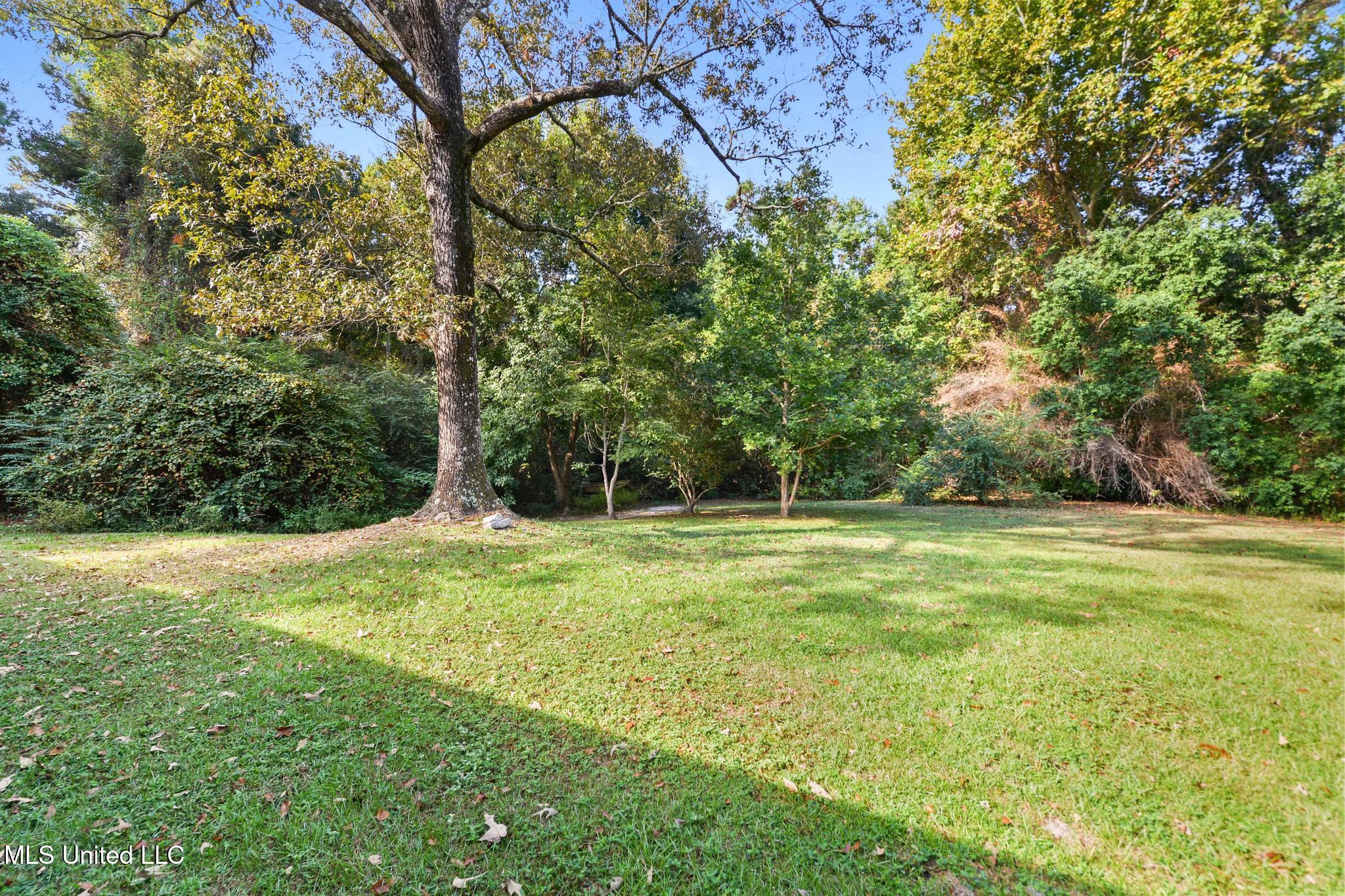 17 Zettel Road Property Photo 32