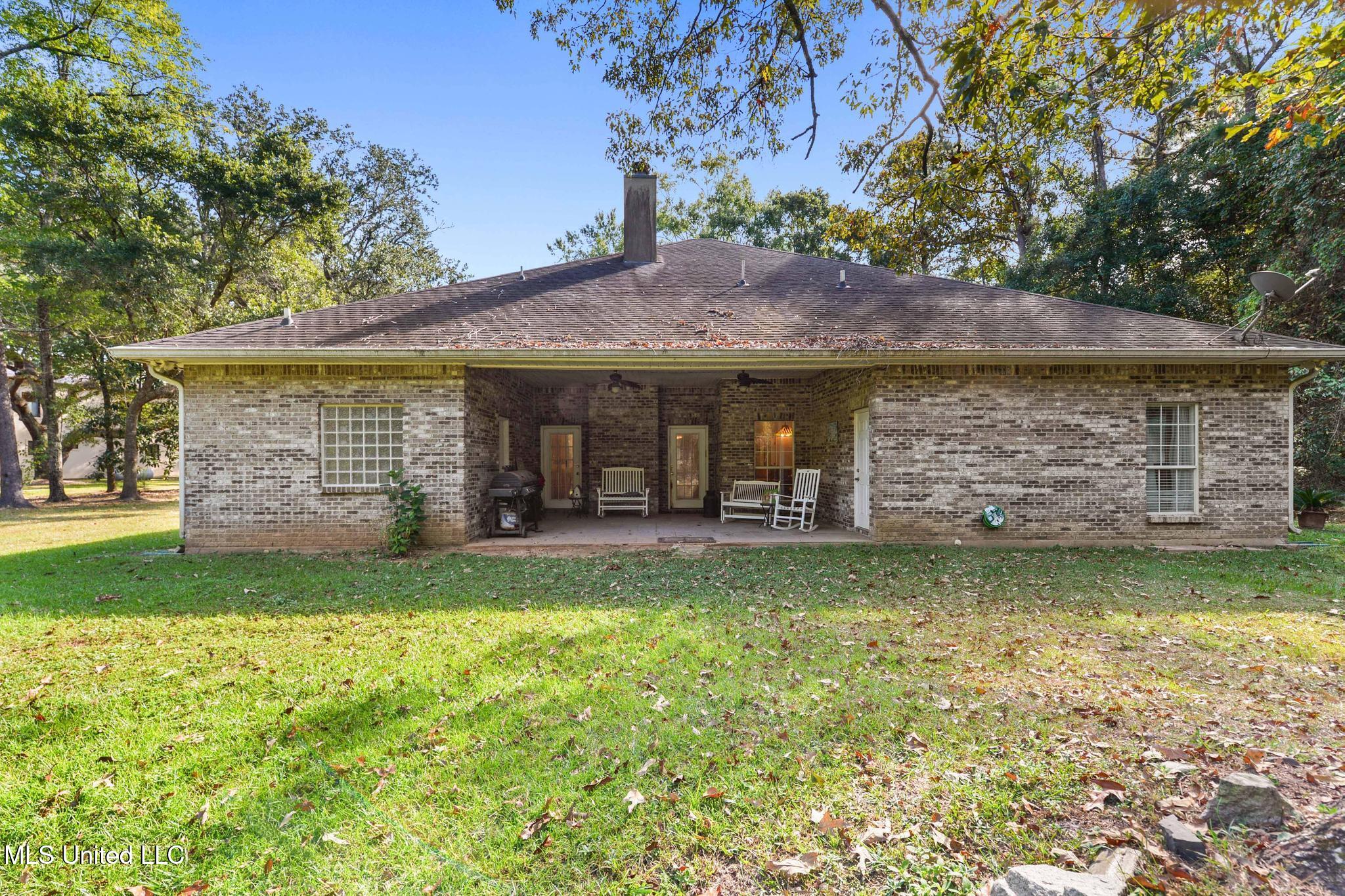 17 Zettel Road Property Photo 33