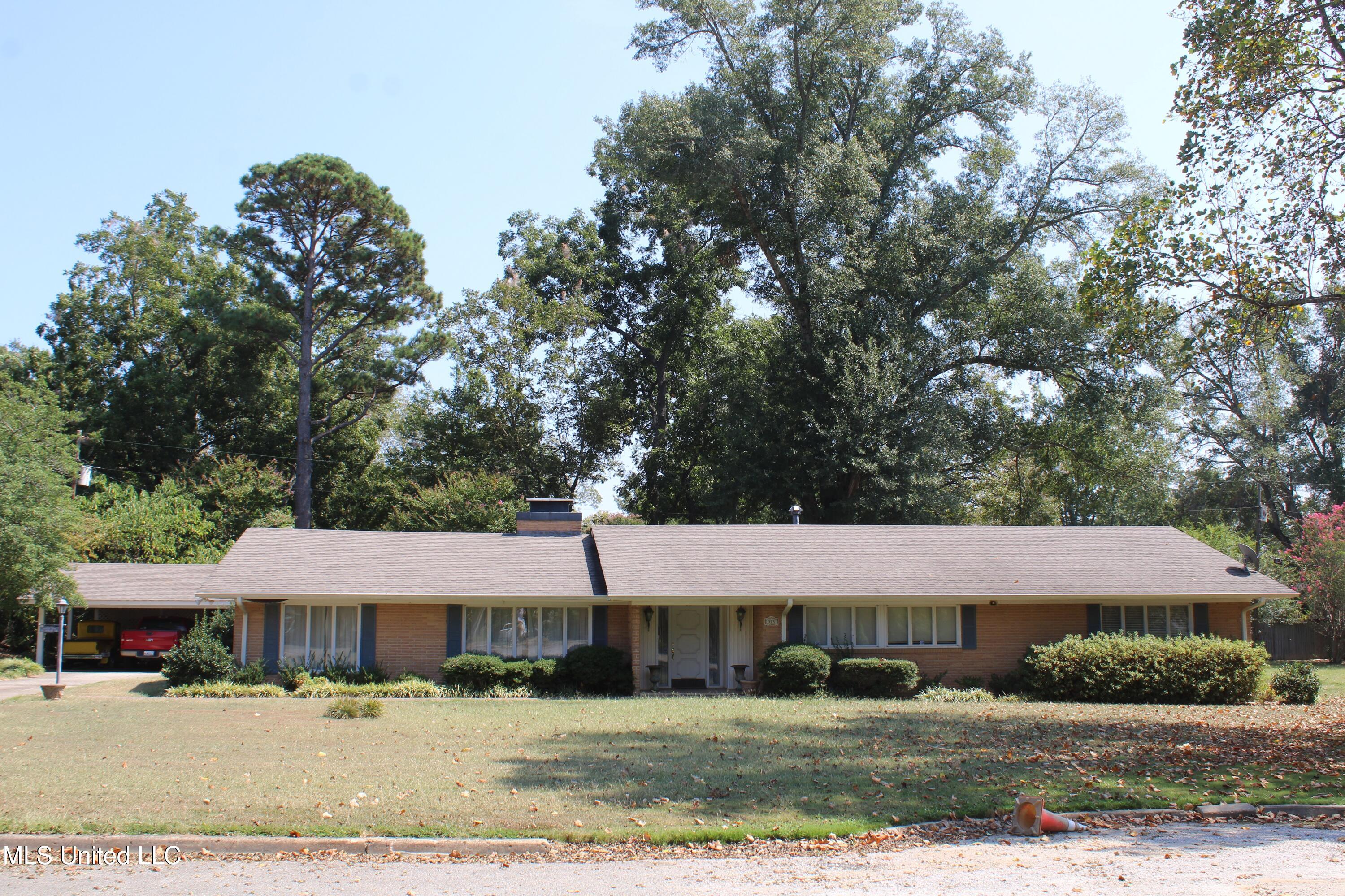 315 Highland Terrace Property Photo 1