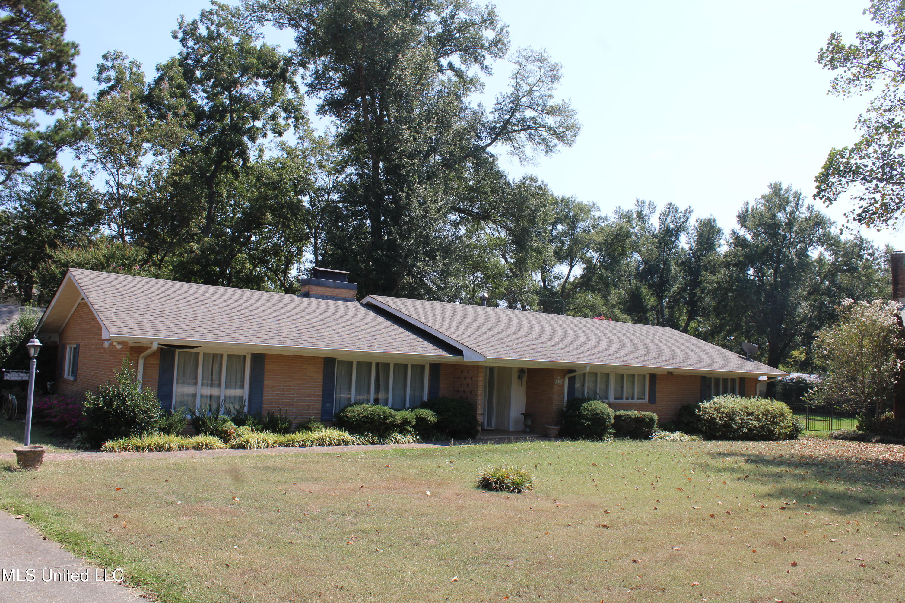 315 Highland Terrace Property Photo 4