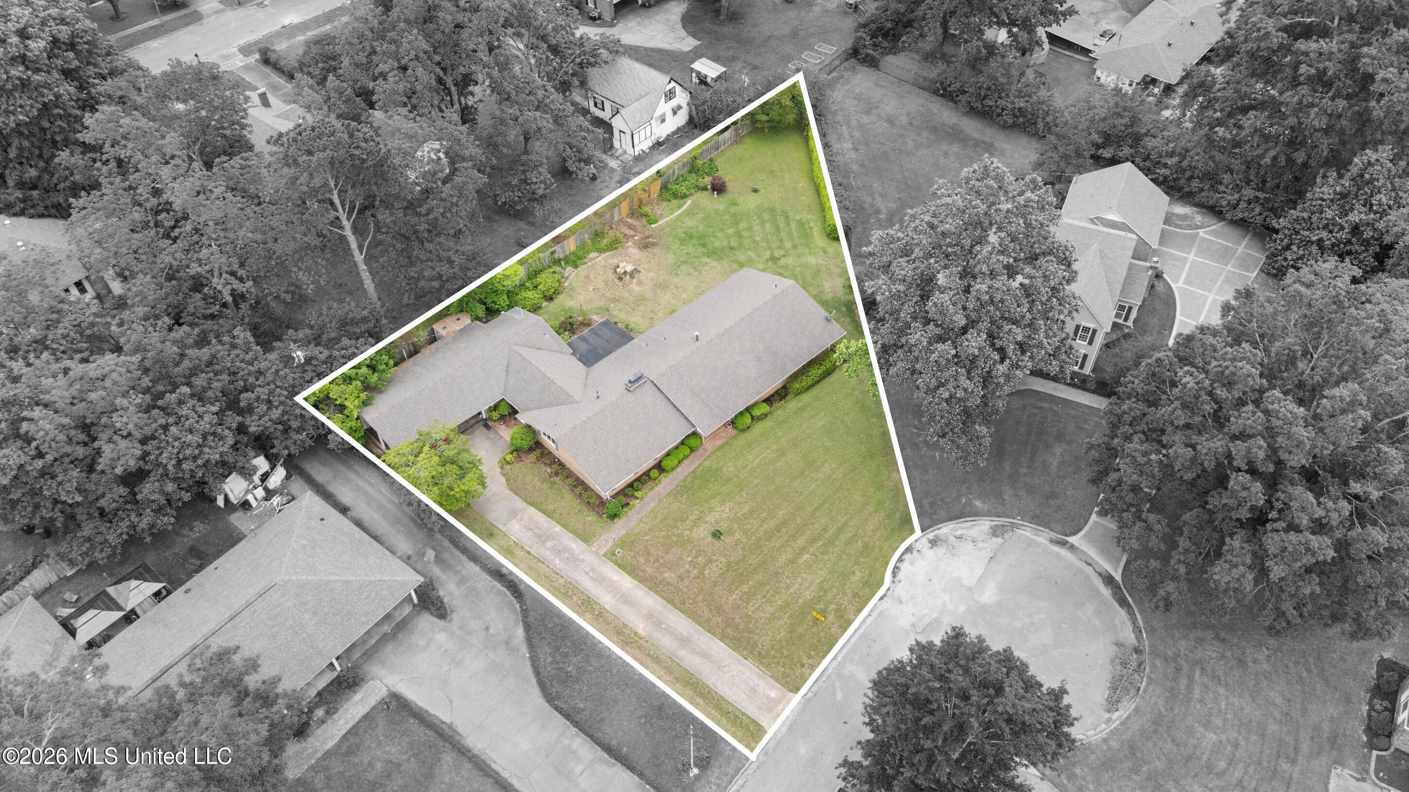 315 Highland Terrace Property Photo 4