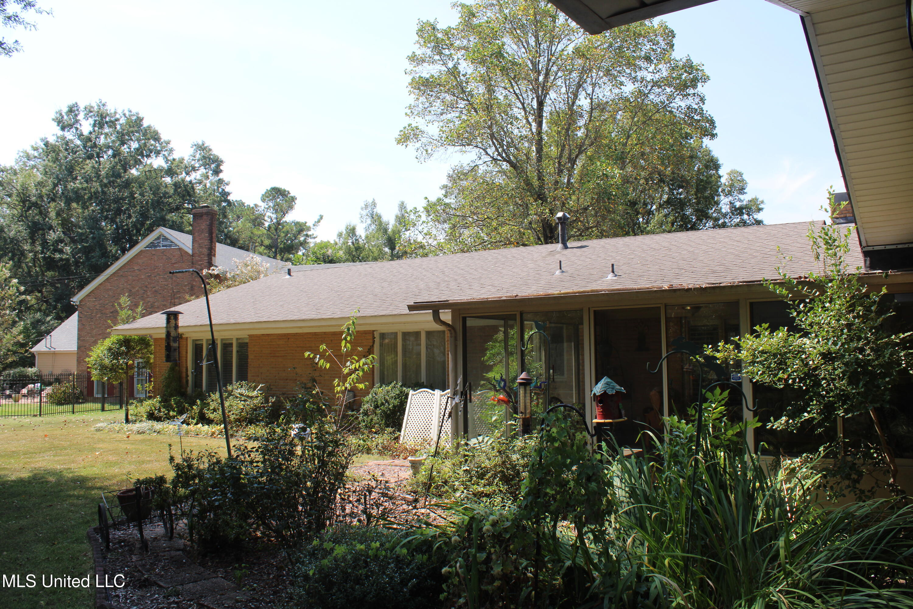 315 Highland Terrace Property Photo 6