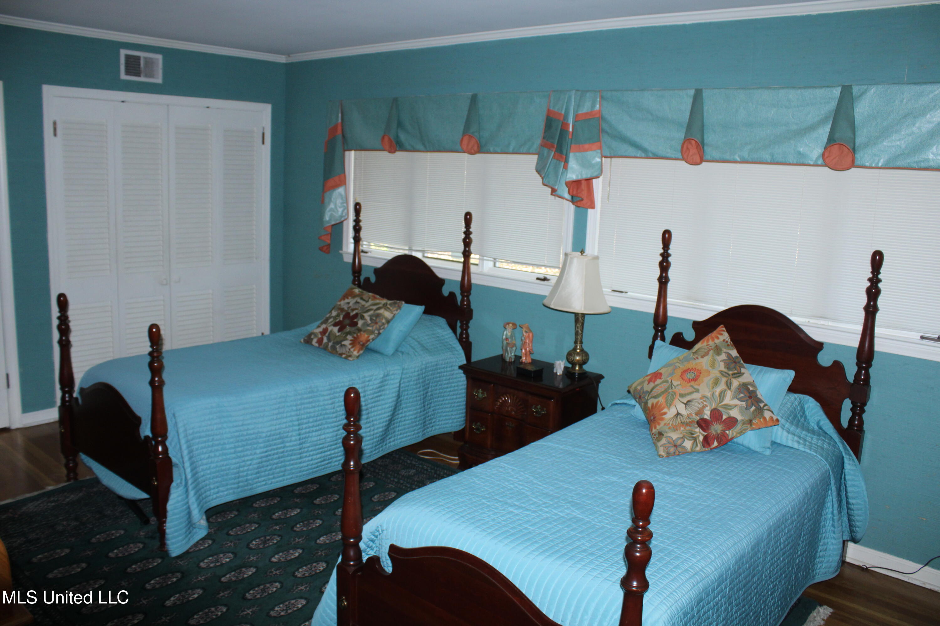 315 Highland Terrace Property Photo 26