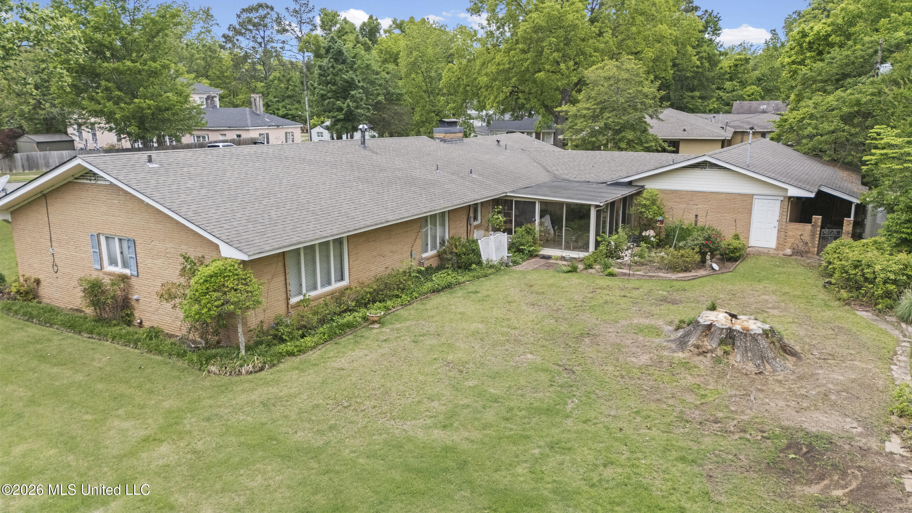 315 Highland Terrace Property Photo 40