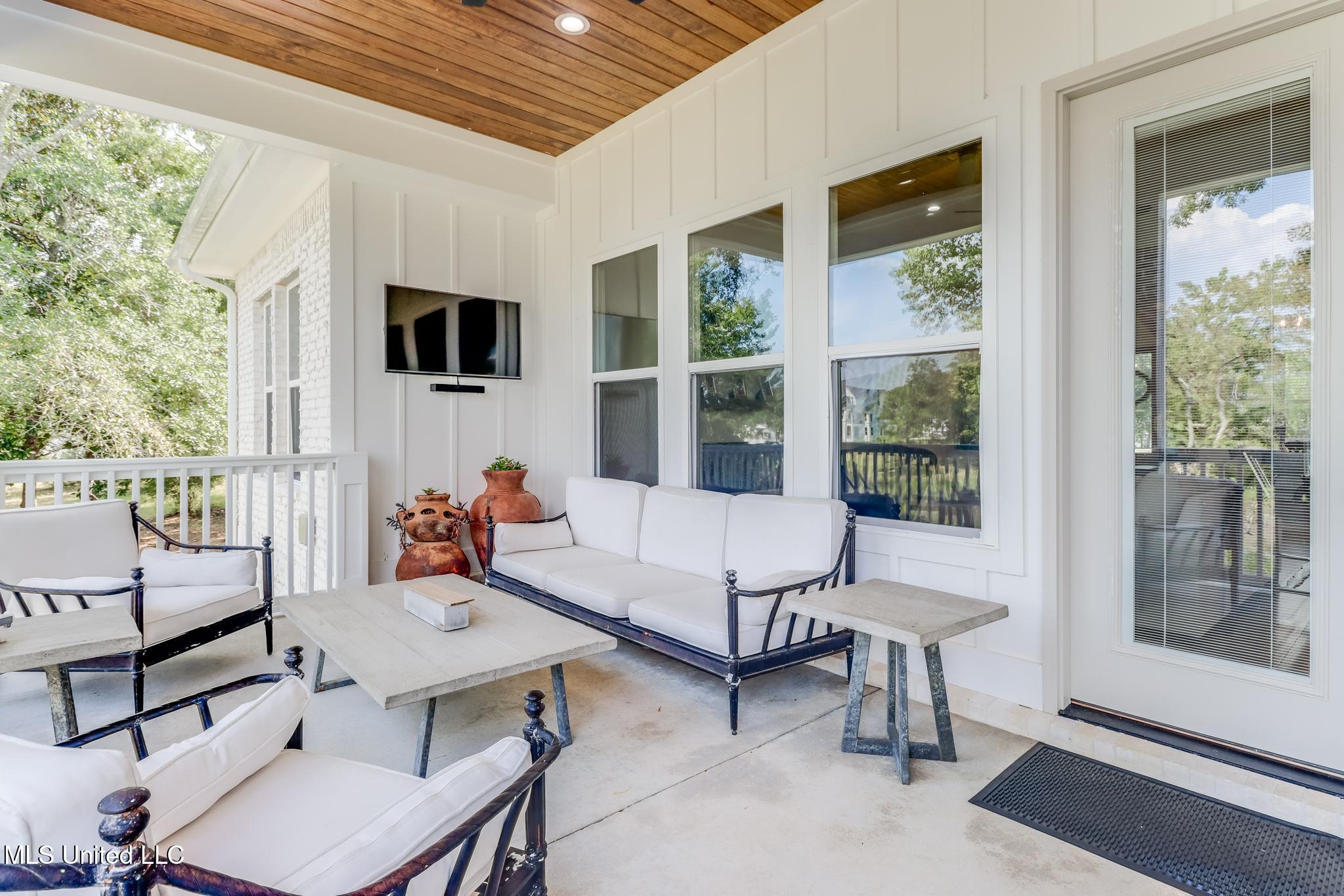 633 Savannah Estates Boulevard Property Photo 10