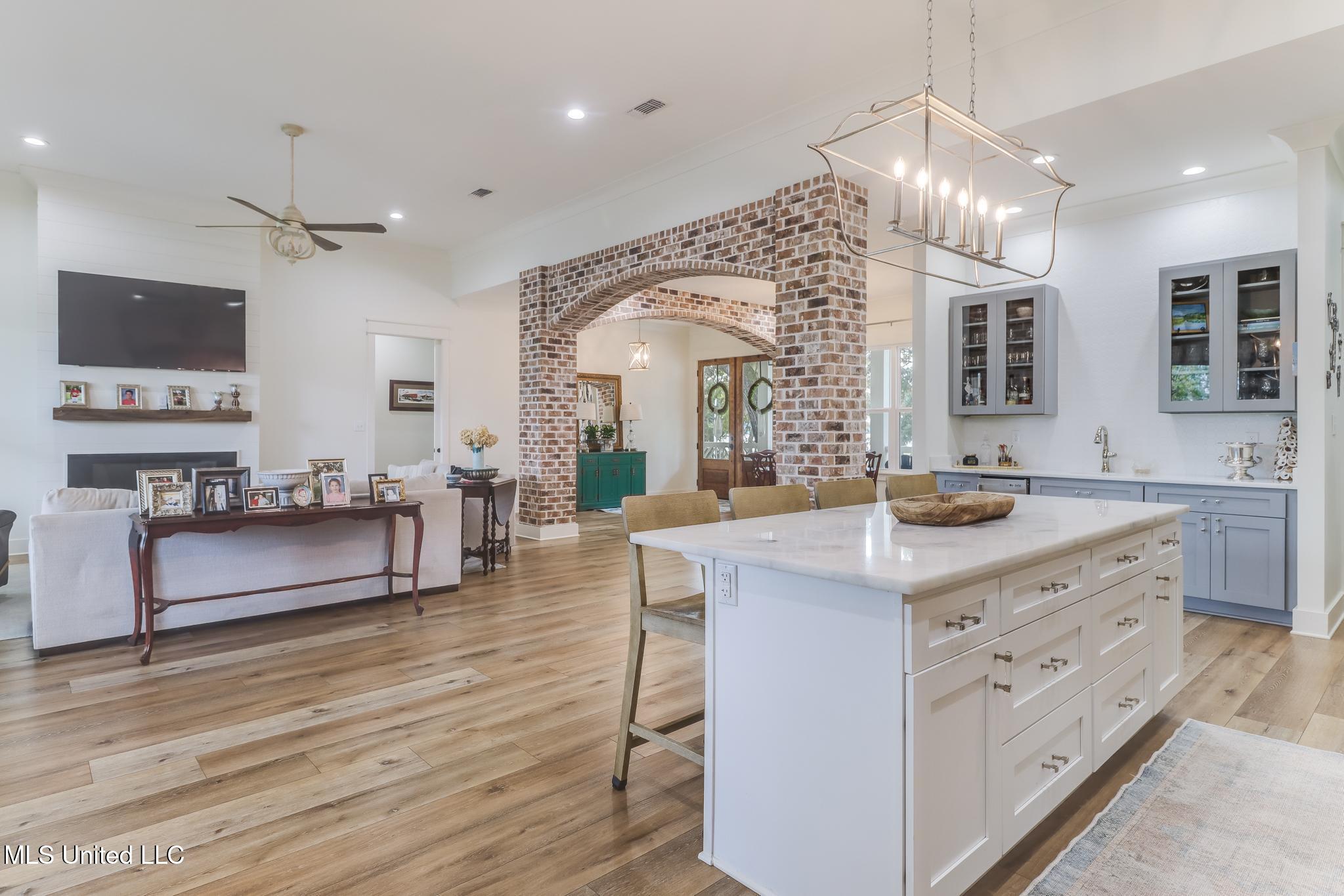 633 Savannah Estates Boulevard Property Photo 12