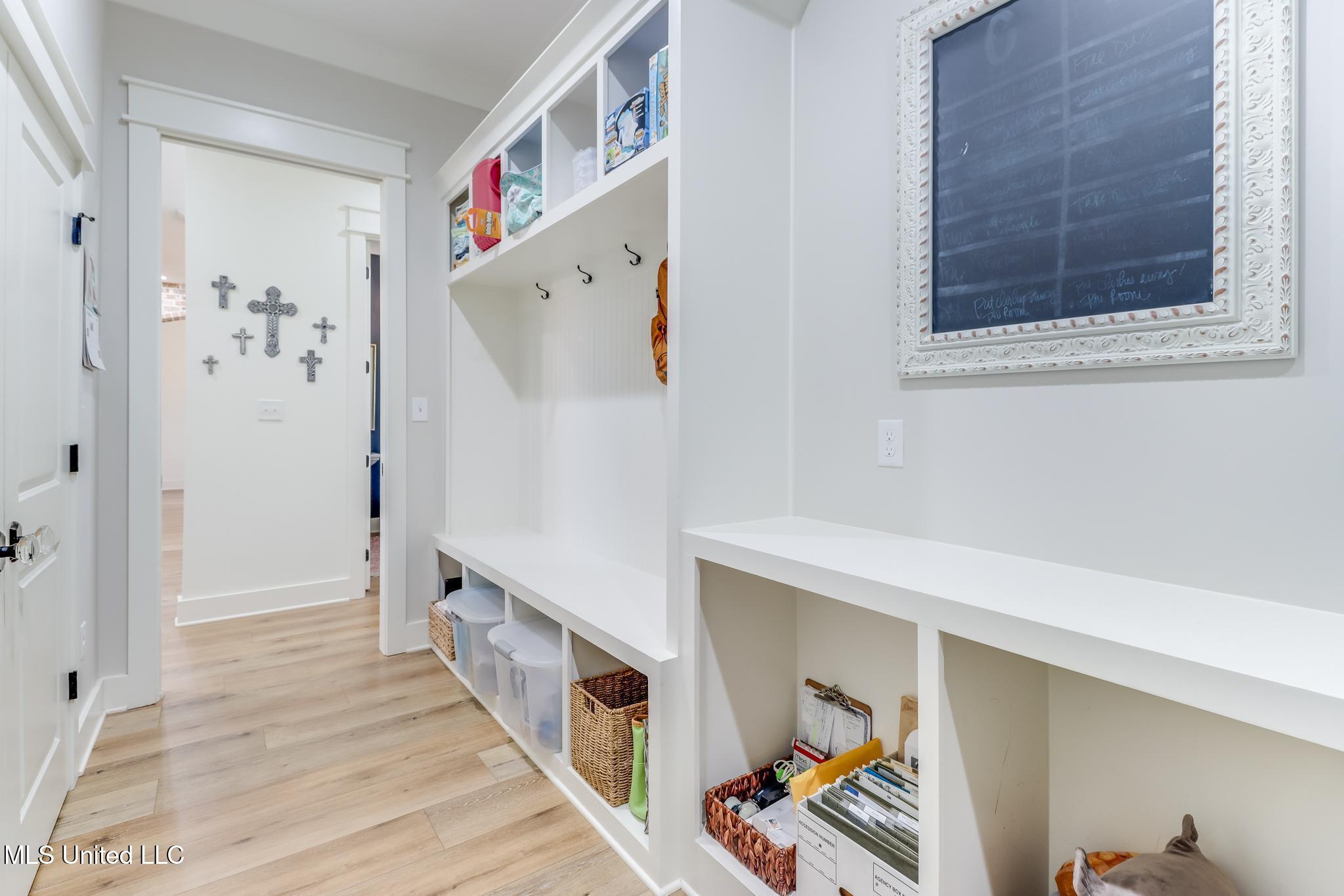 633 Savannah Estates Boulevard Property Photo 16