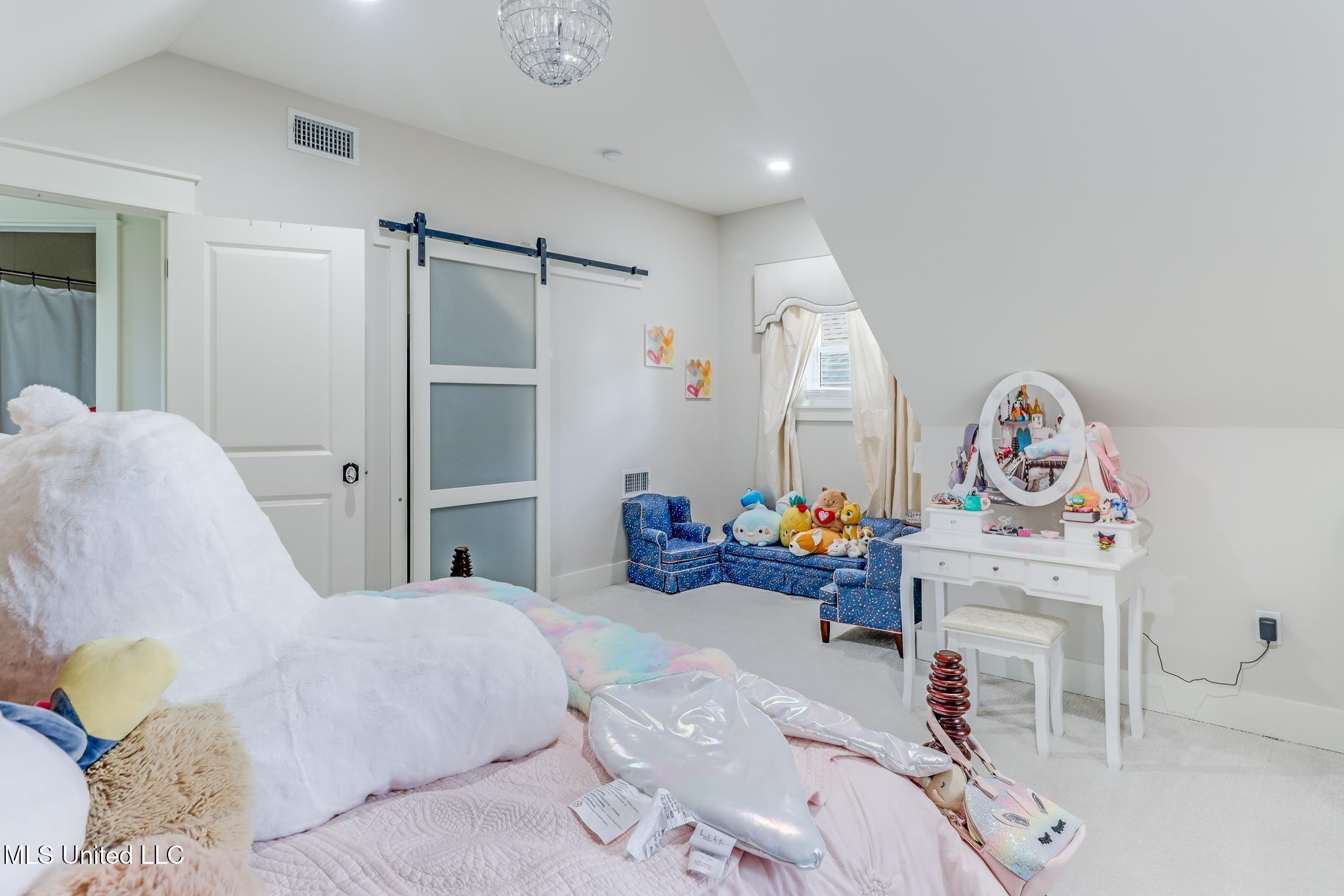 633 Savannah Estates Boulevard Property Photo 30