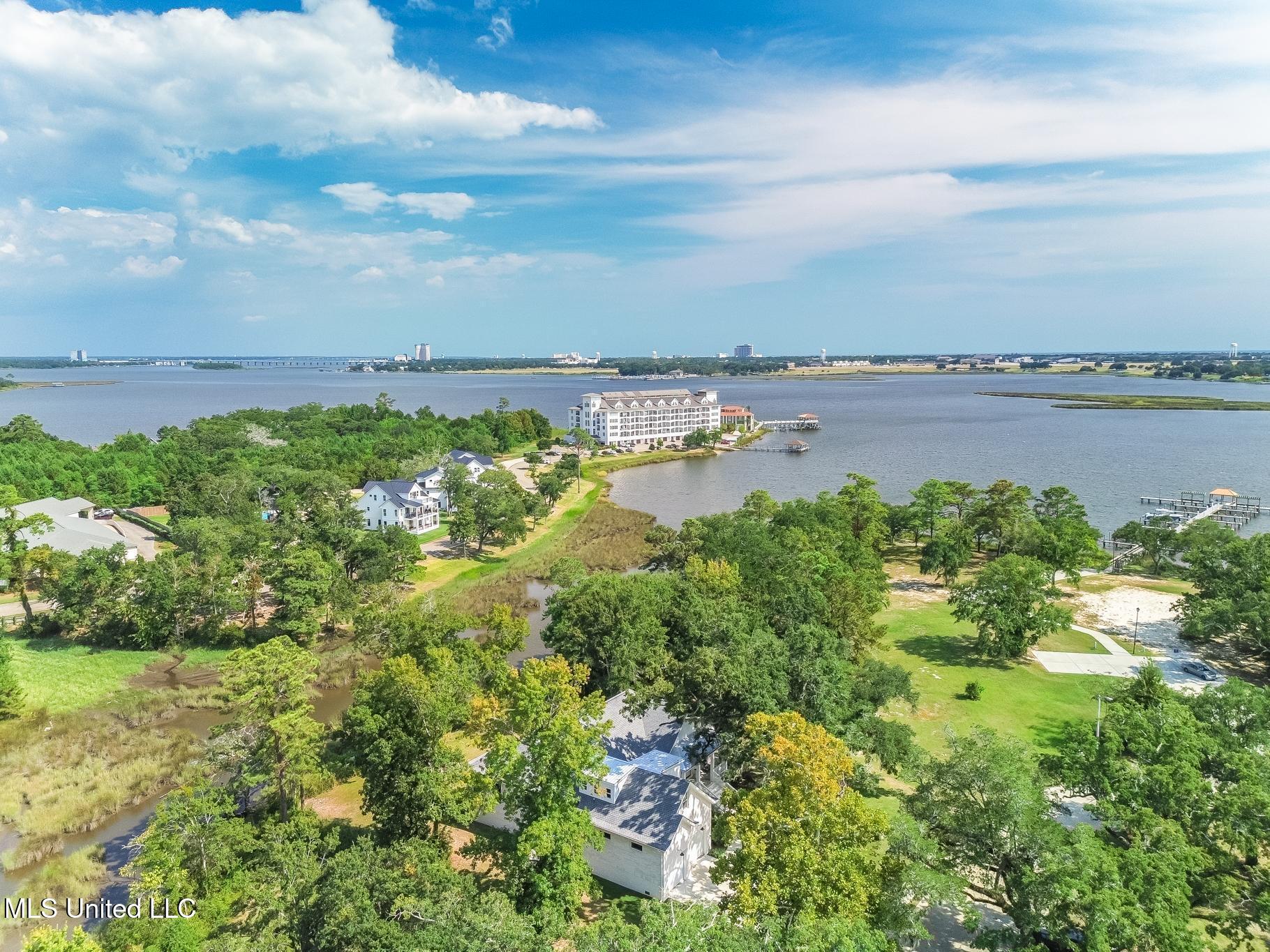 633 Savannah Estates Boulevard Property Photo 38