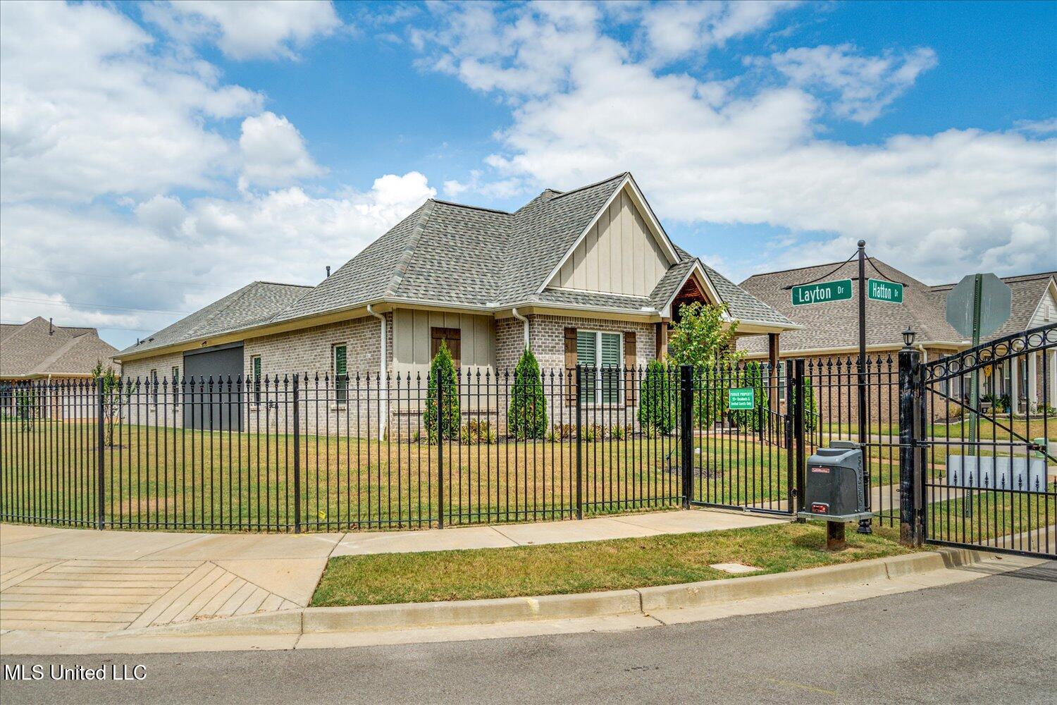 3390 Hatton Drive Property Photo 5