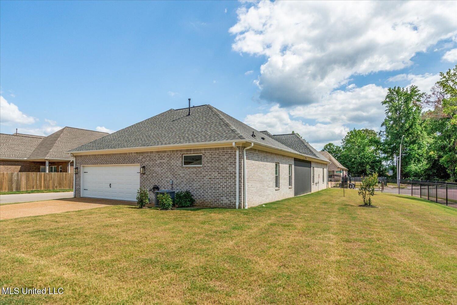 3390 Hatton Drive Property Photo 30