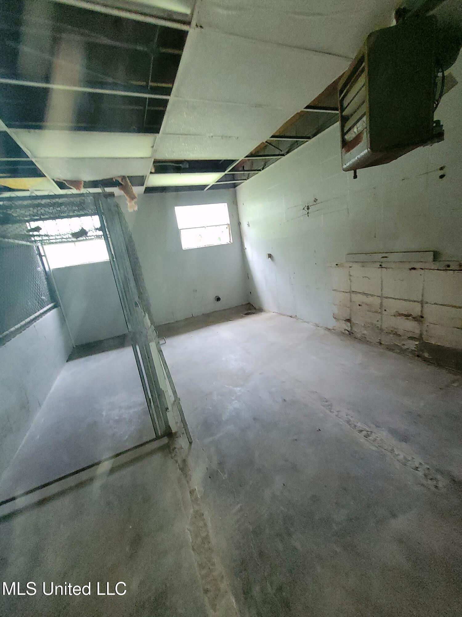 1348 W Mcdowell Road Property Photo 8