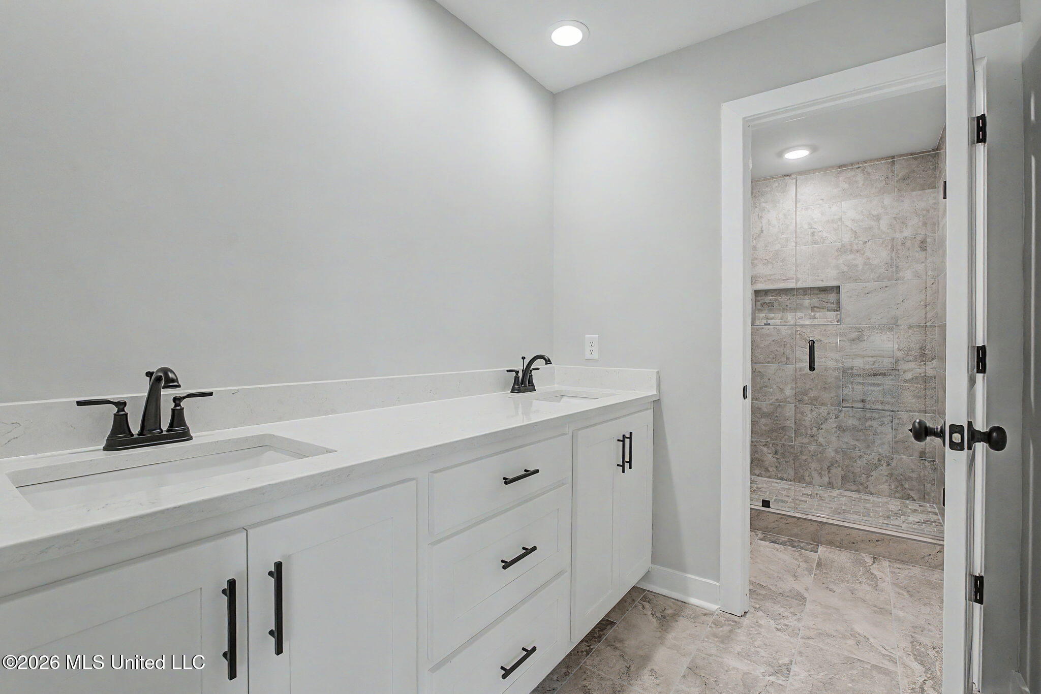 4644 Taylor Trail Property Photo 24