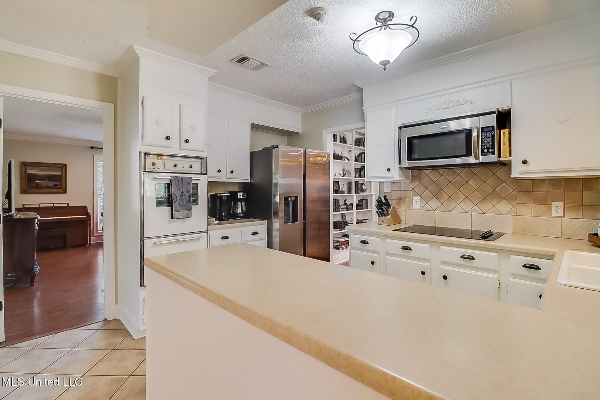 102 Dogwood Drive Property Photo 14