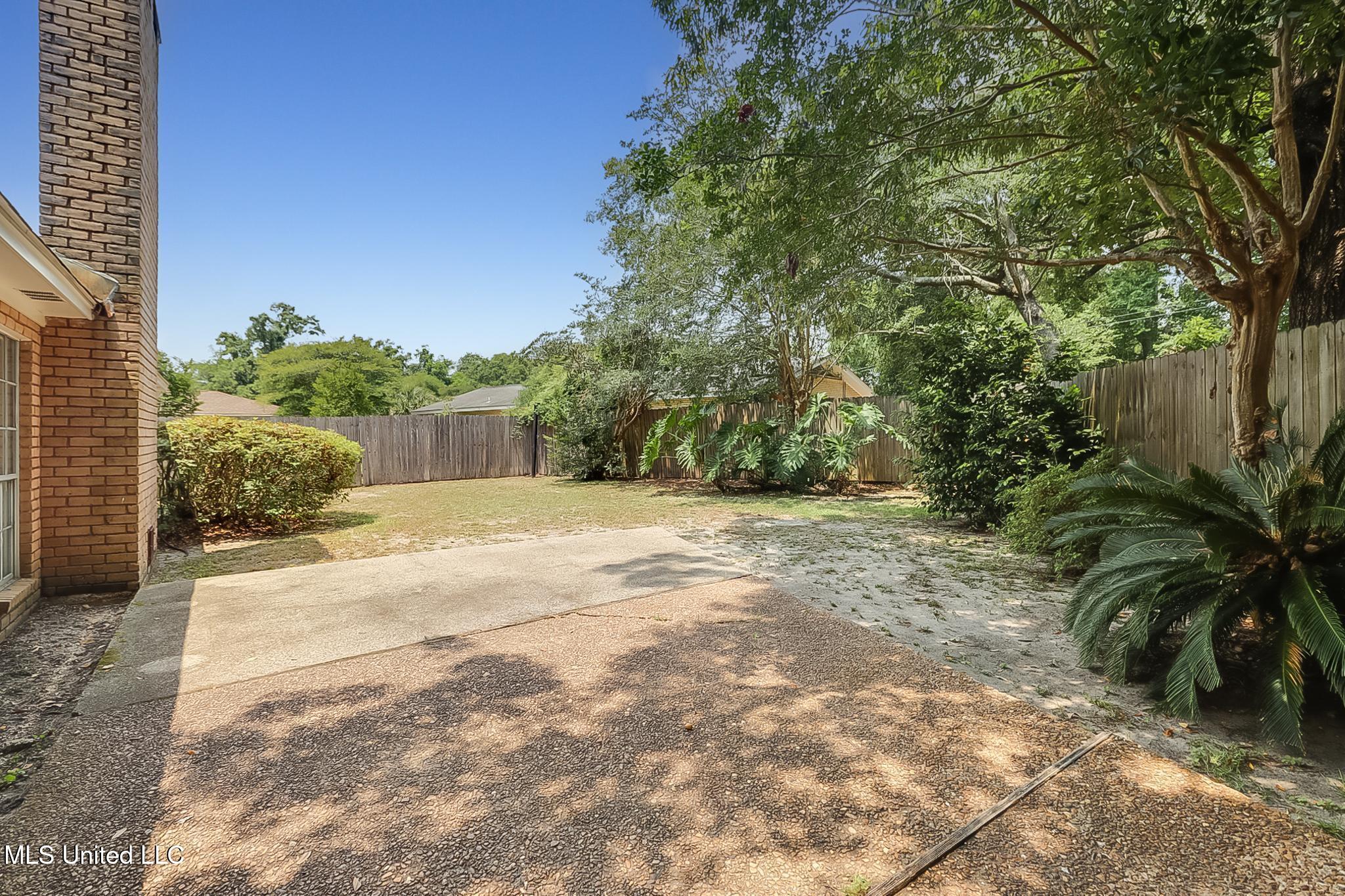 102 Dogwood Drive Property Photo 28