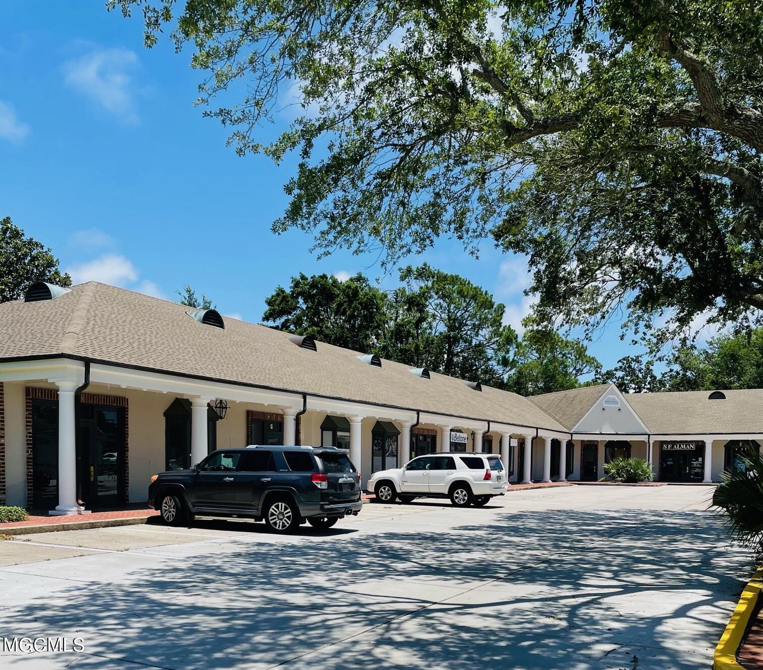 452 Courthouse Road Property Photo 1