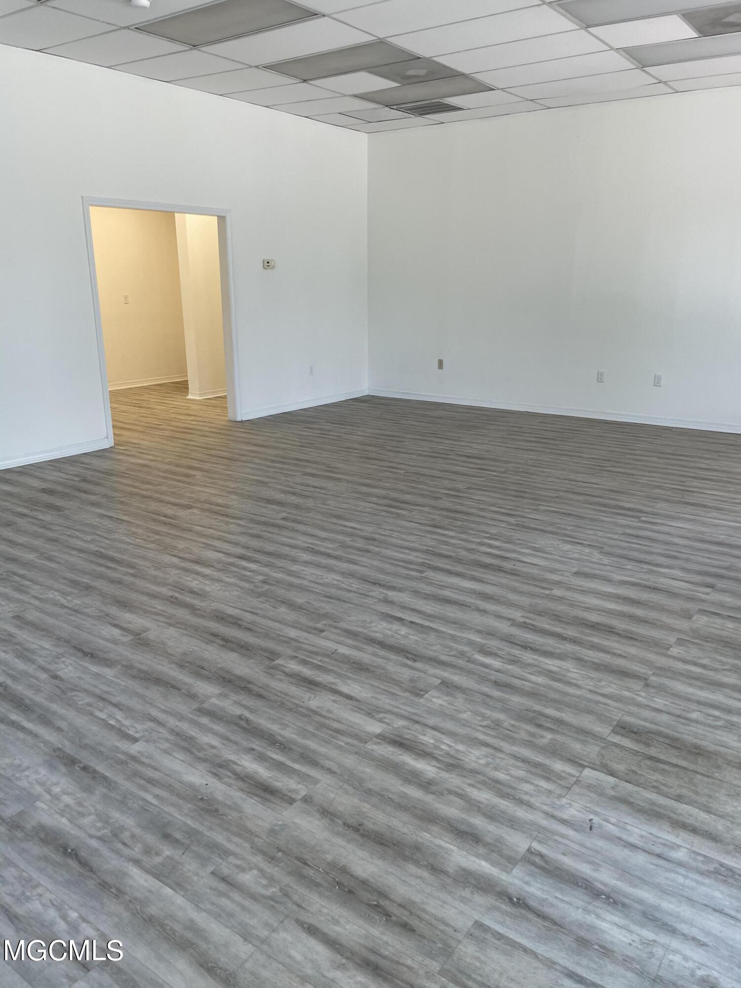 452 Courthouse Road Property Photo 9