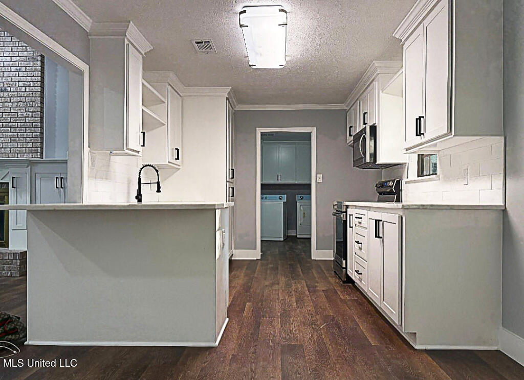 410 Heritage Place Property Photo 9