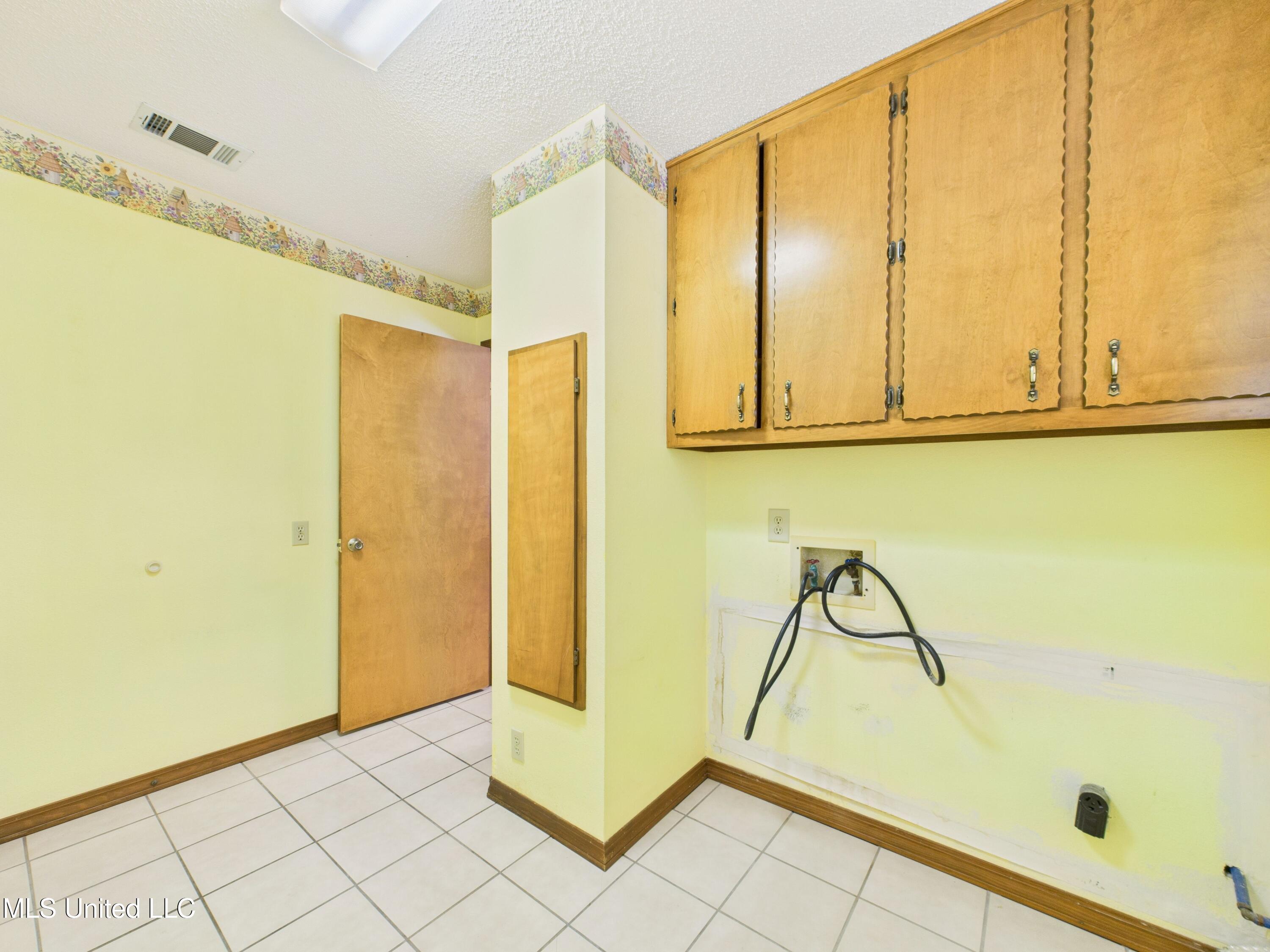 1504 Sioux Bayou Drive Property Photo 10