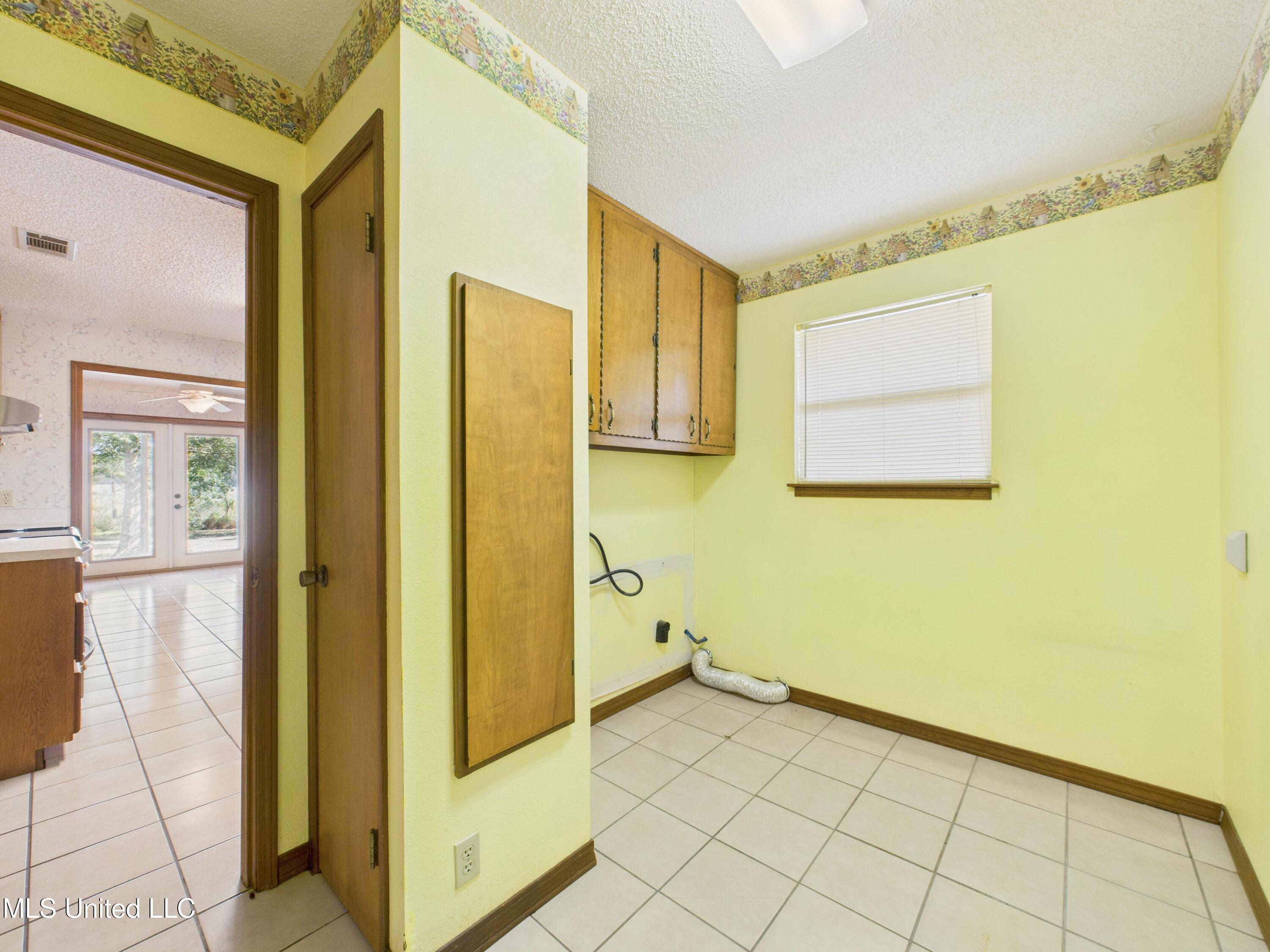 1504 Sioux Bayou Drive Property Photo 11