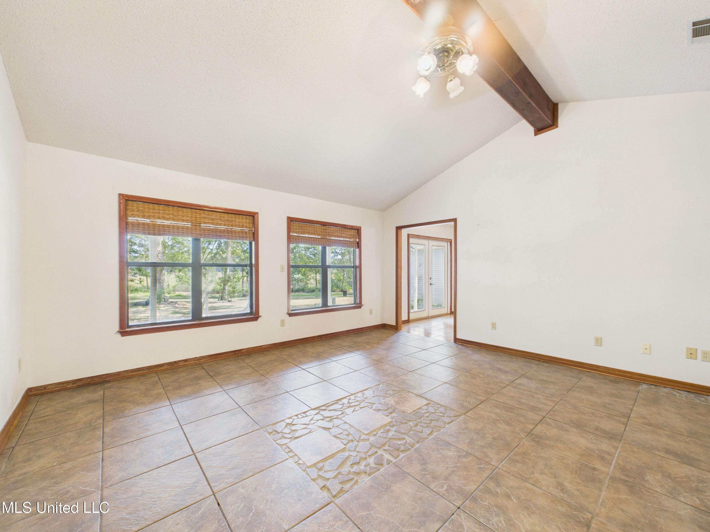 1504 Sioux Bayou Drive Property Photo 17