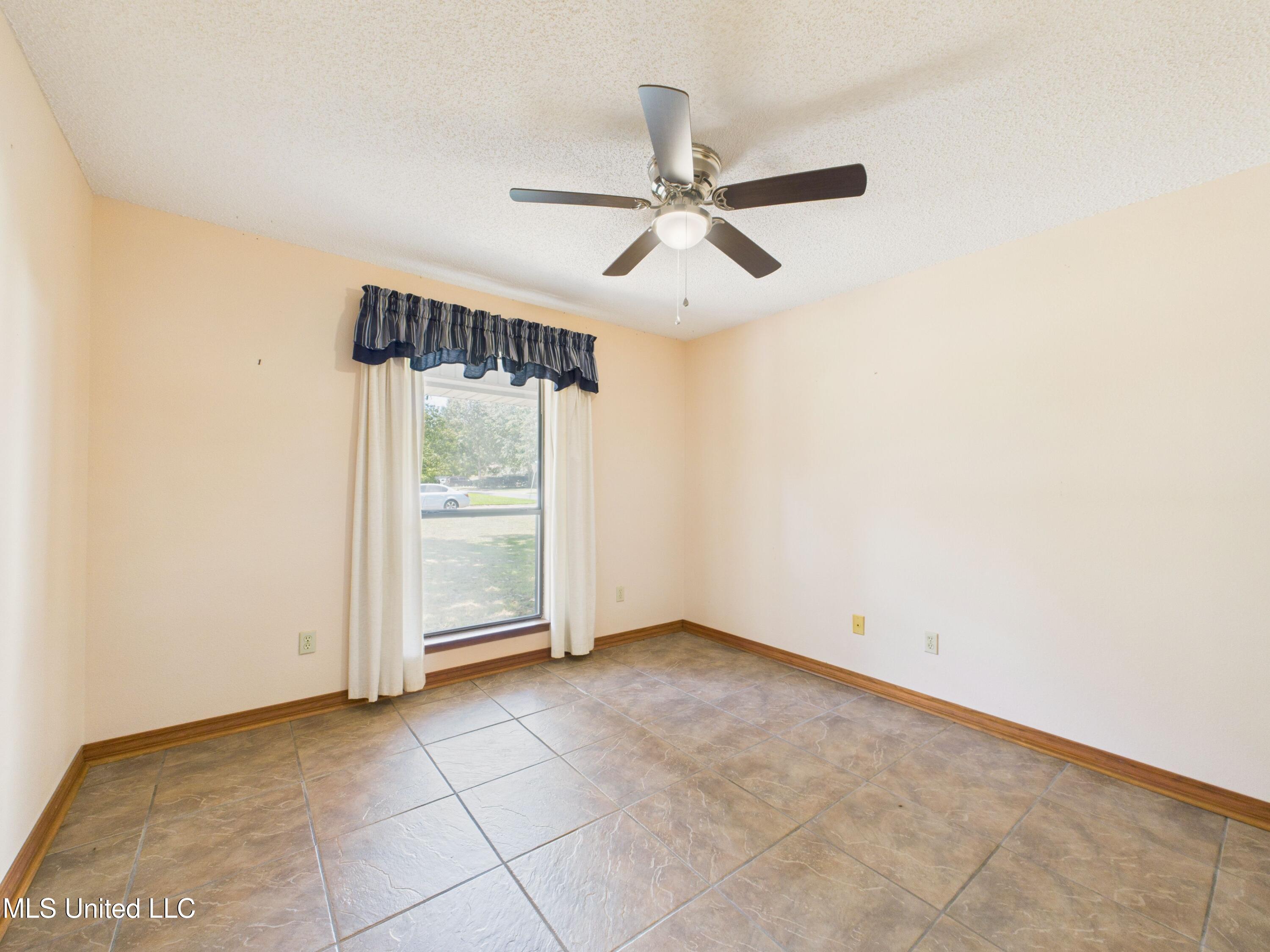 1504 Sioux Bayou Drive Property Photo 21