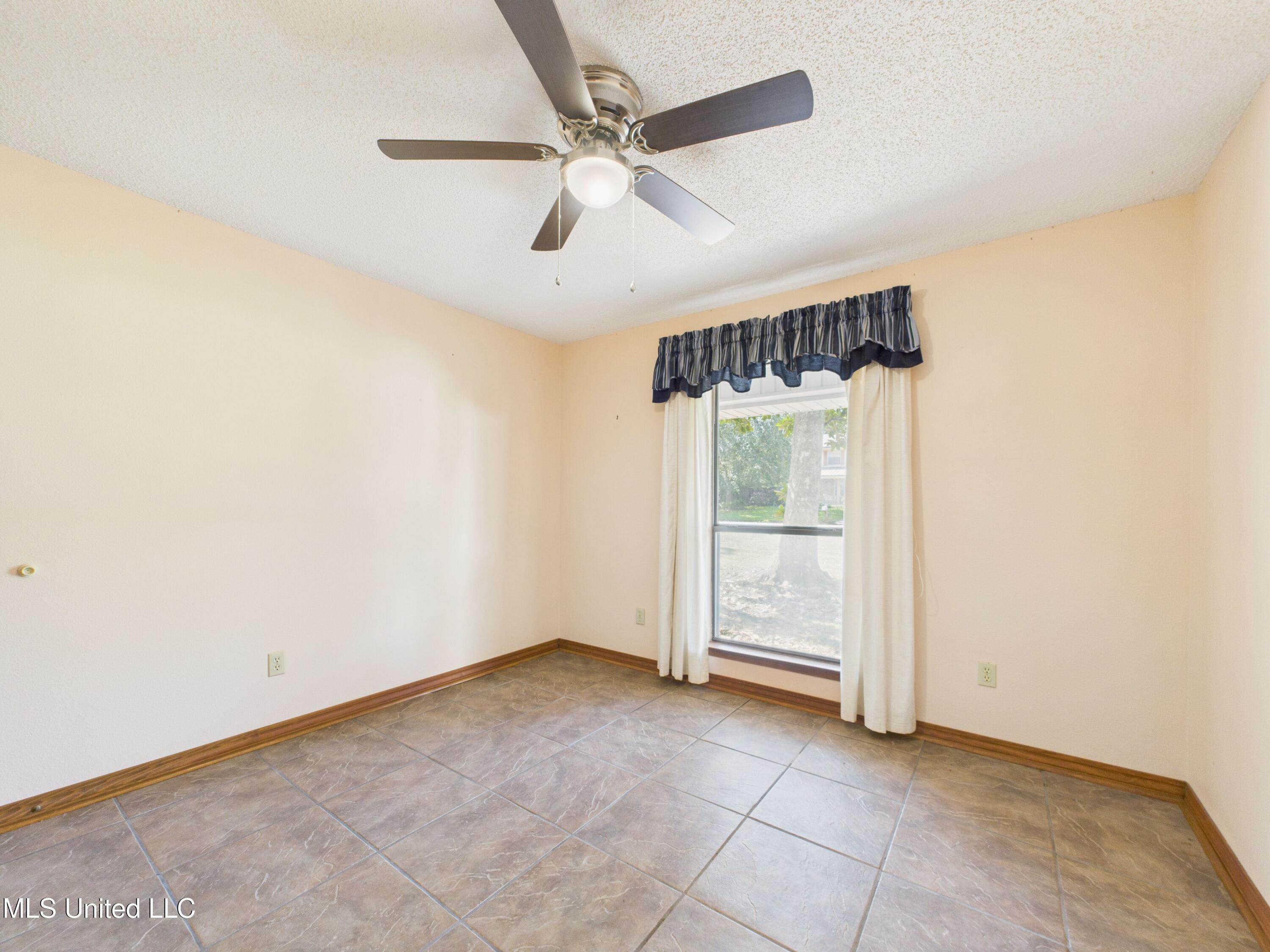 1504 Sioux Bayou Drive Property Photo 22