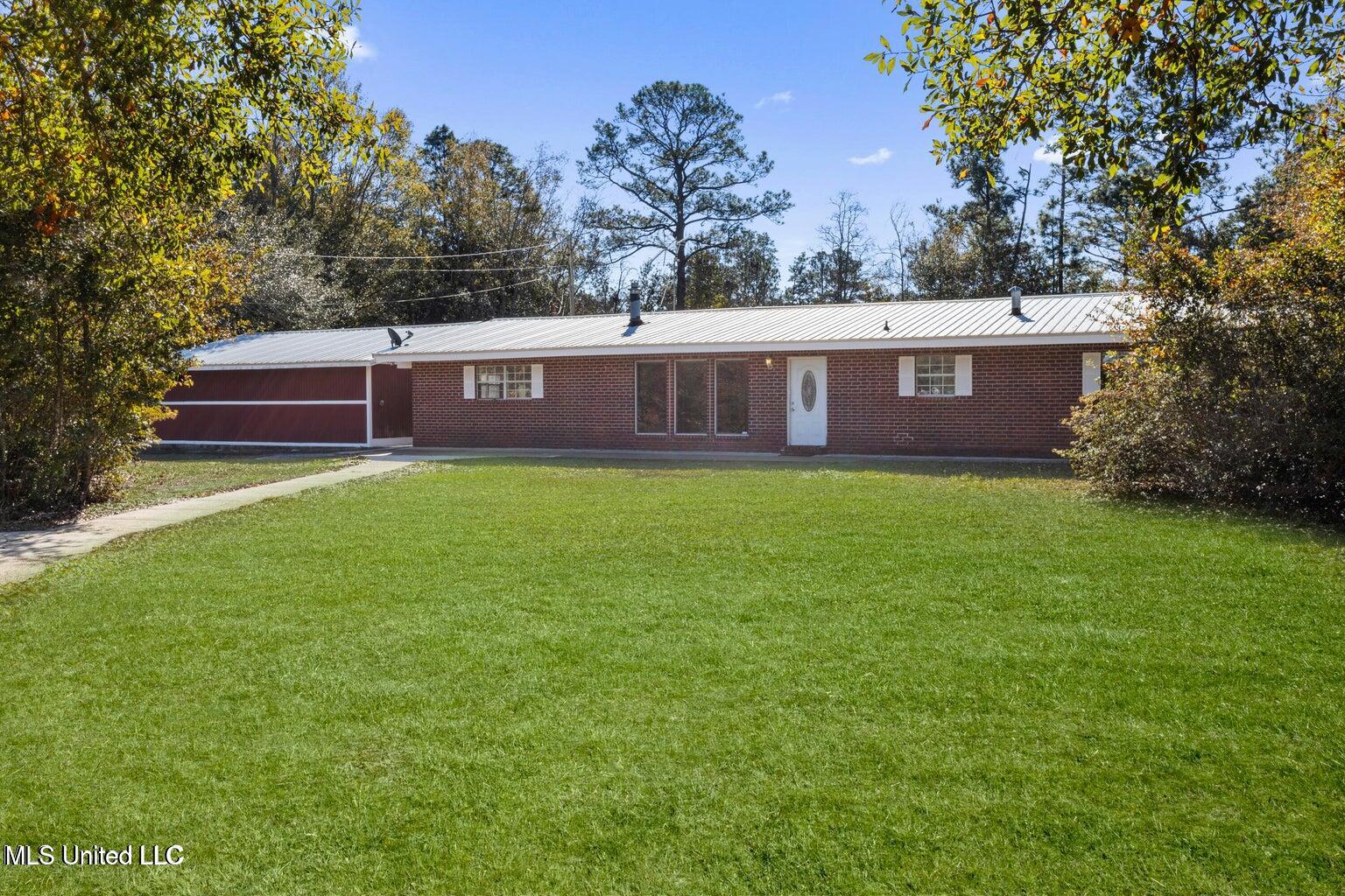 6 Davis Bayou Road Property Photo 2
