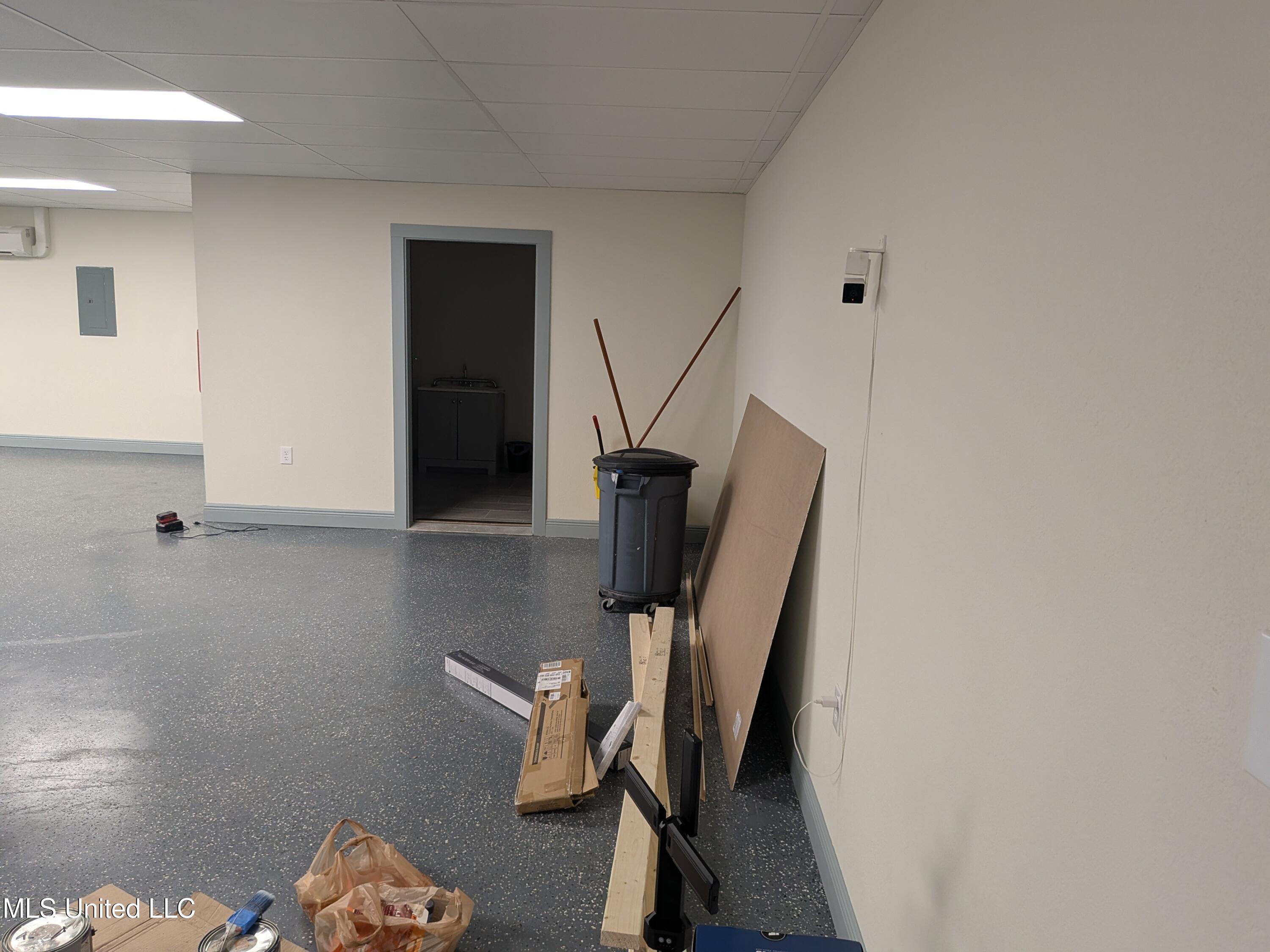 1707 Pass Road Property Photo 12